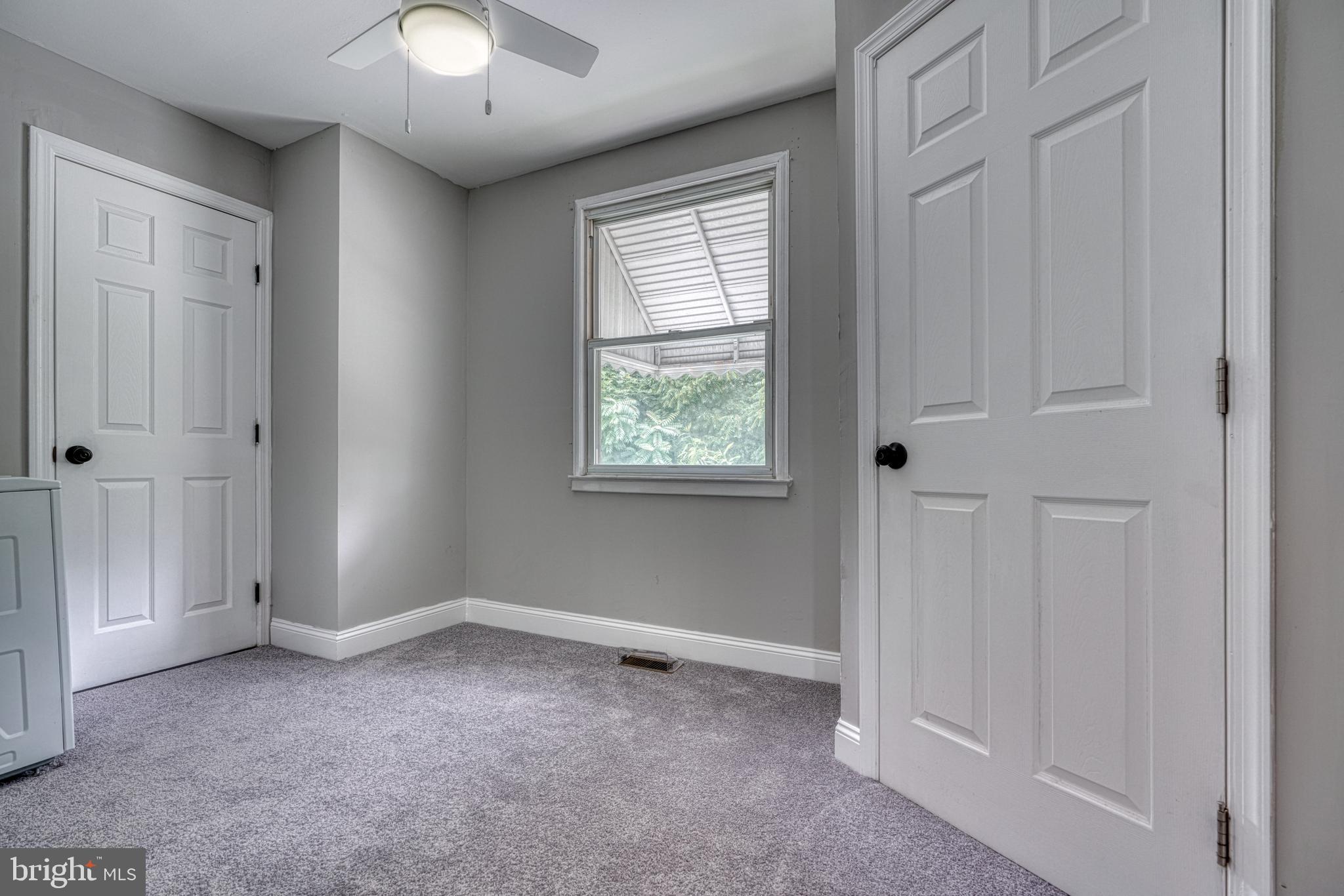 WILLOW SPRING PARK - Residential