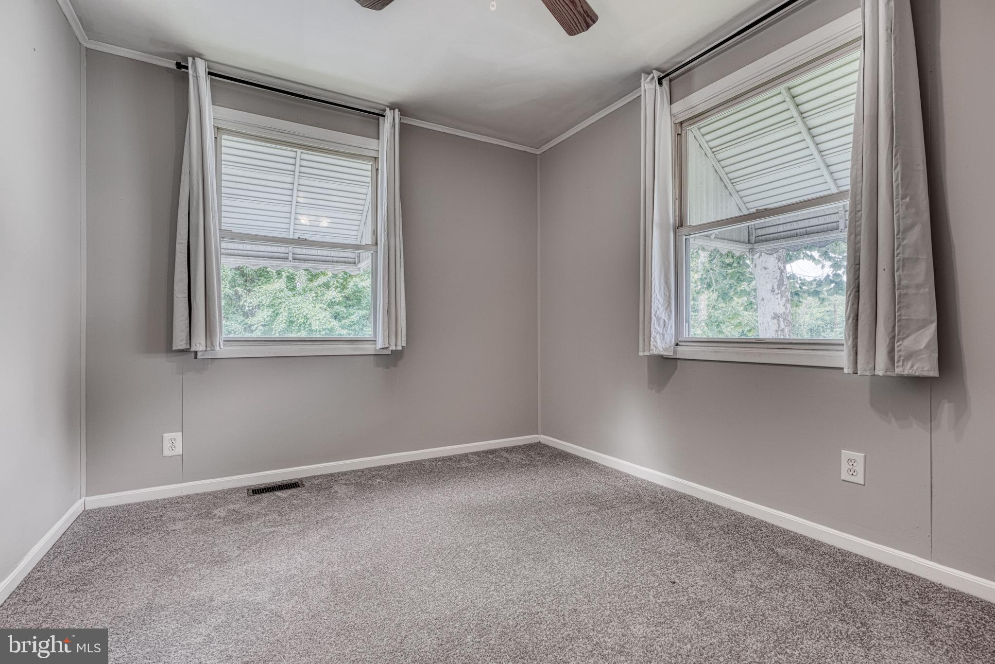 WILLOW SPRING PARK - Residential