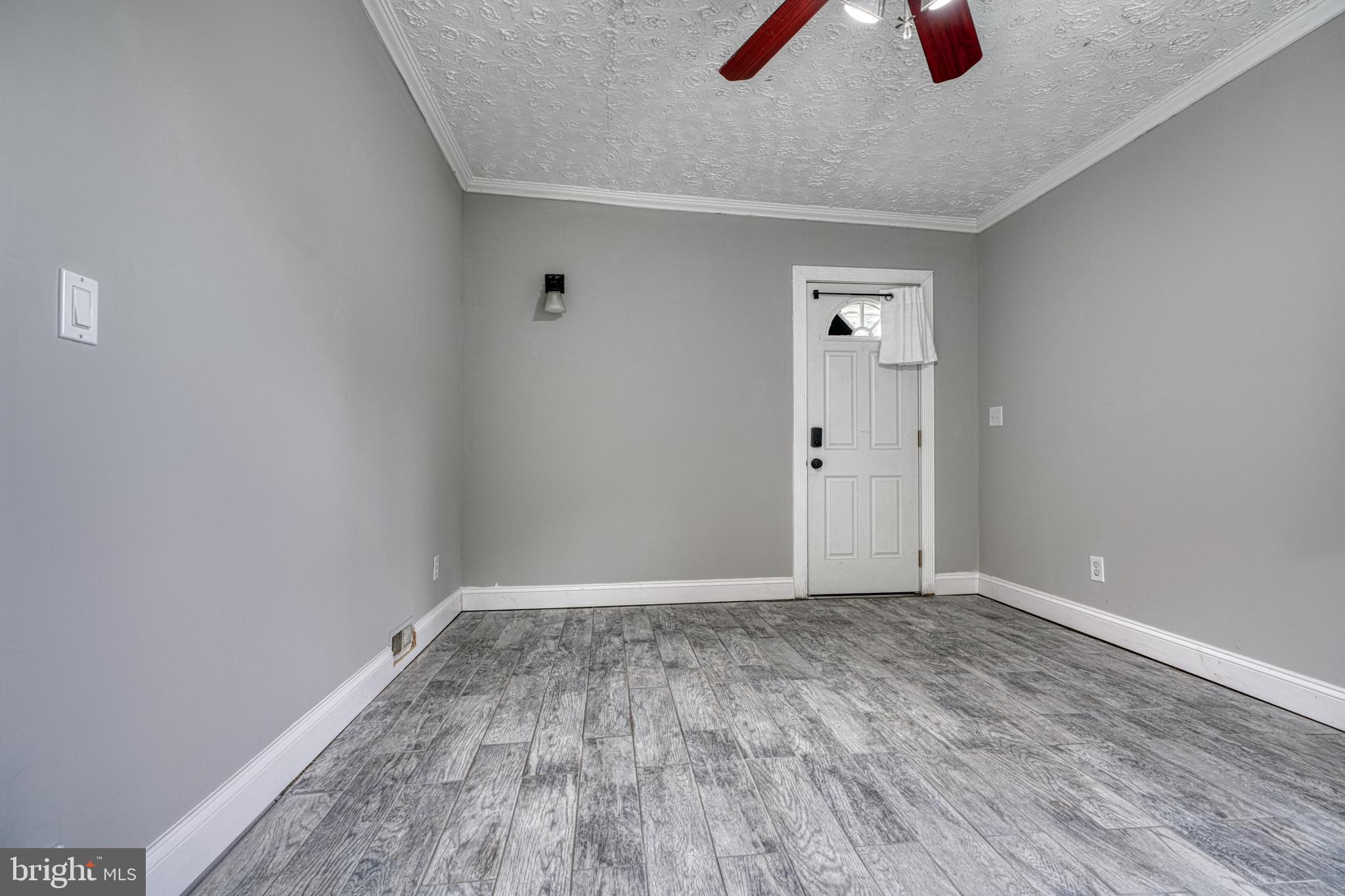 WILLOW SPRING PARK - Residential