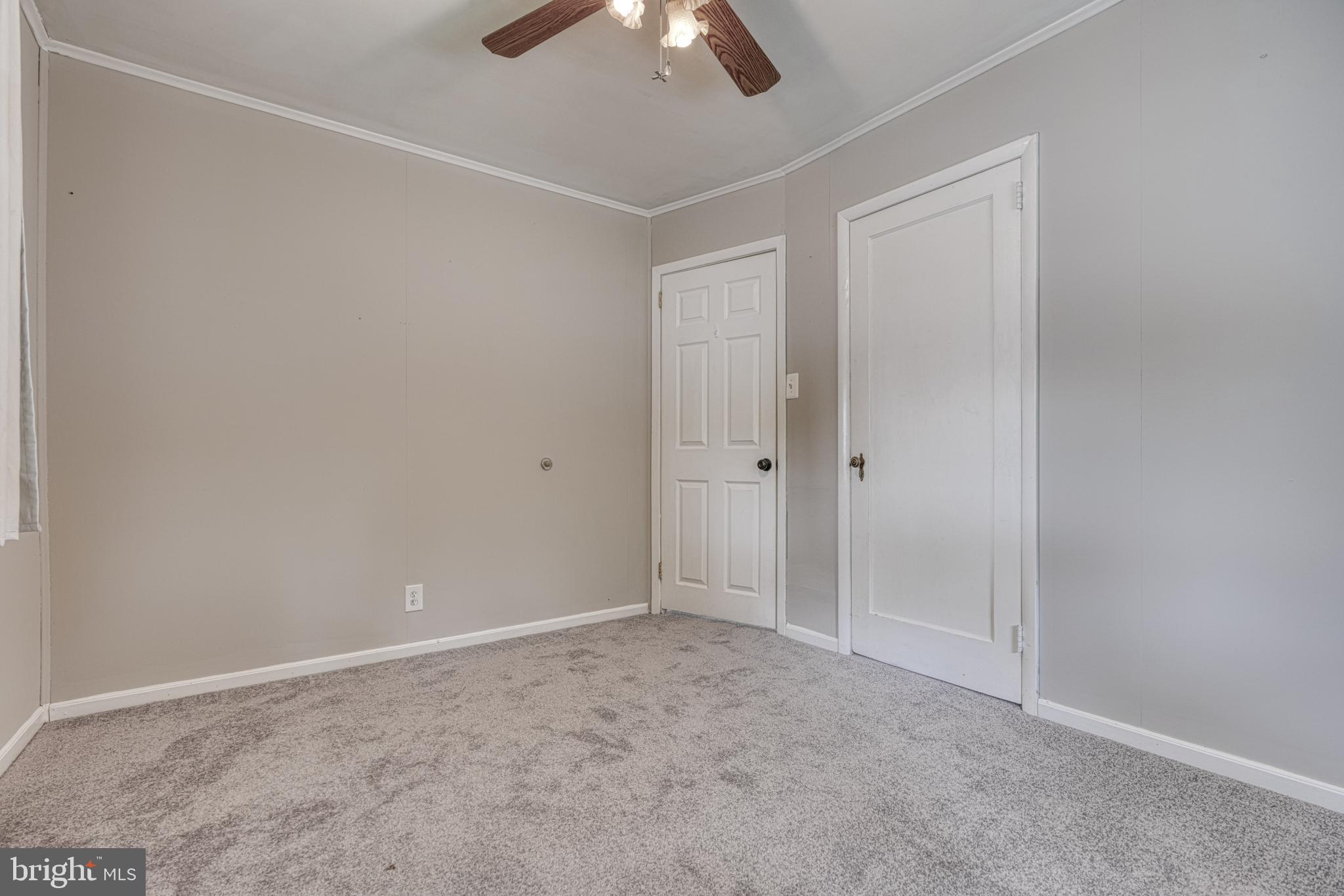 WILLOW SPRING PARK - Residential