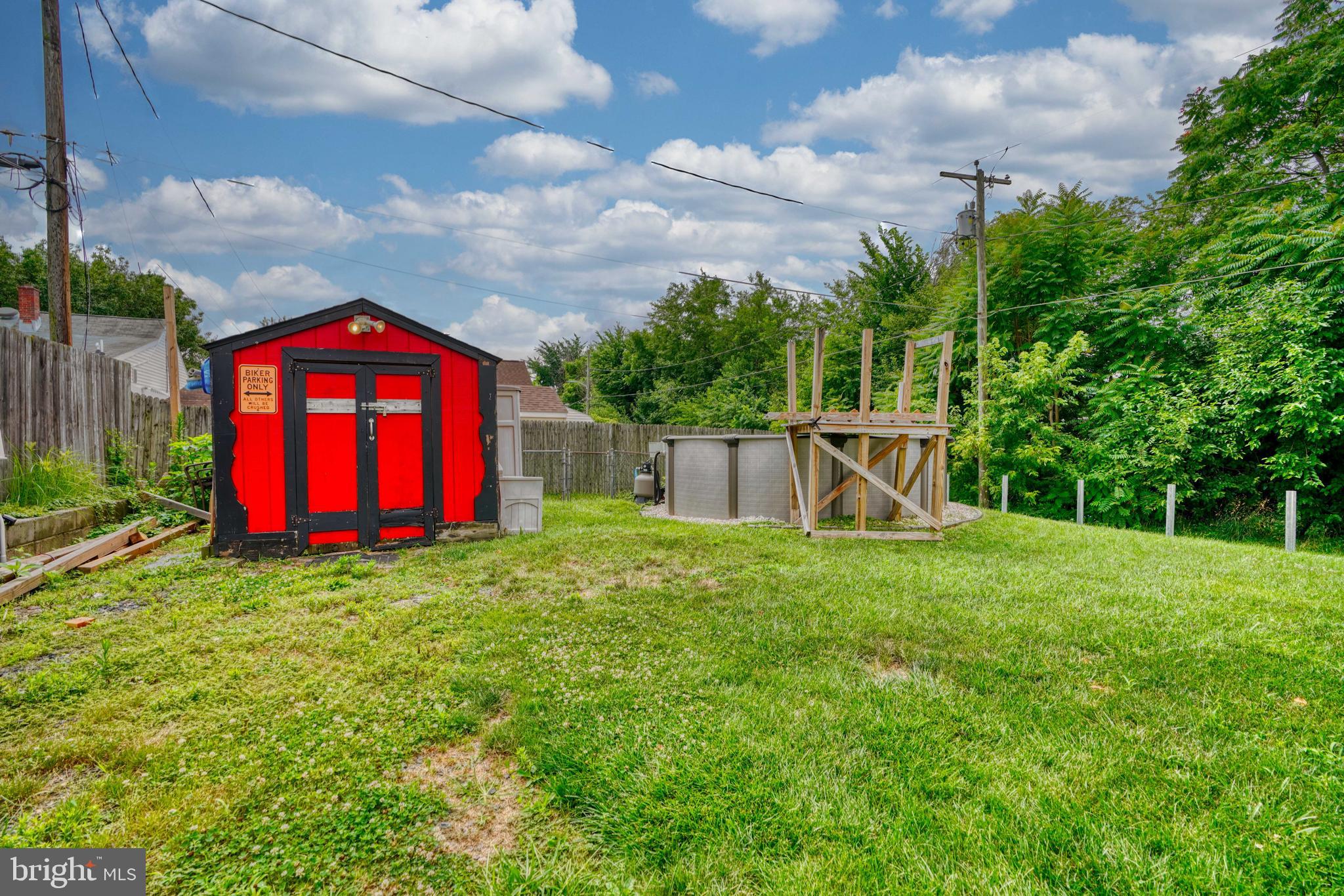 WILLOW SPRING PARK - Residential