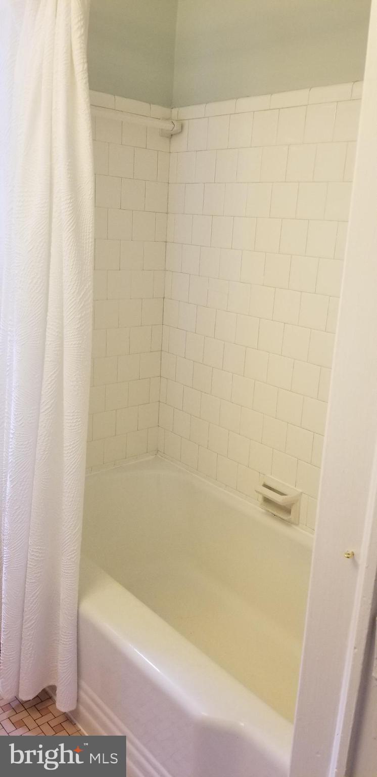 MOUNT WASHINGTON - Residential