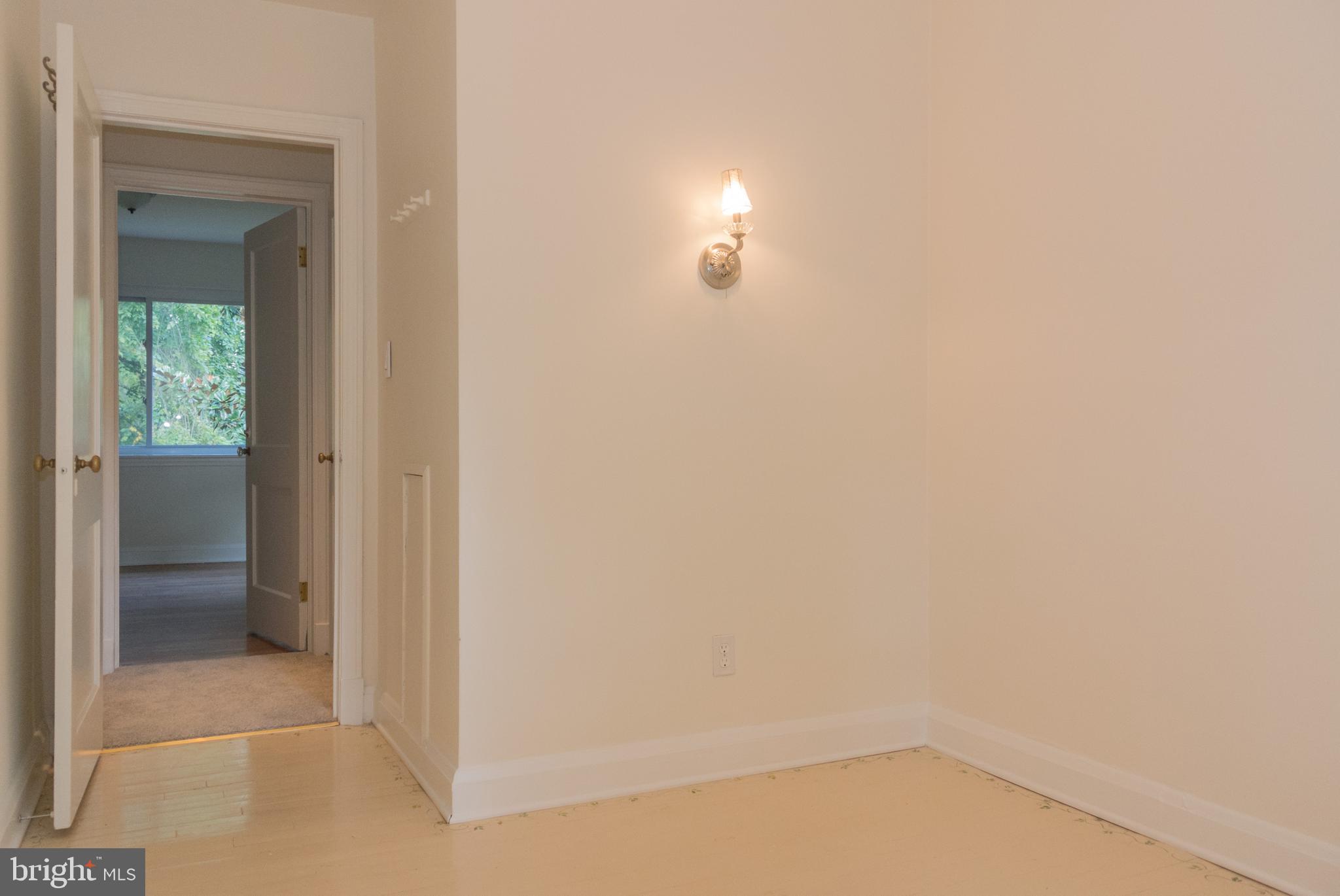 MOUNT WASHINGTON - Residential