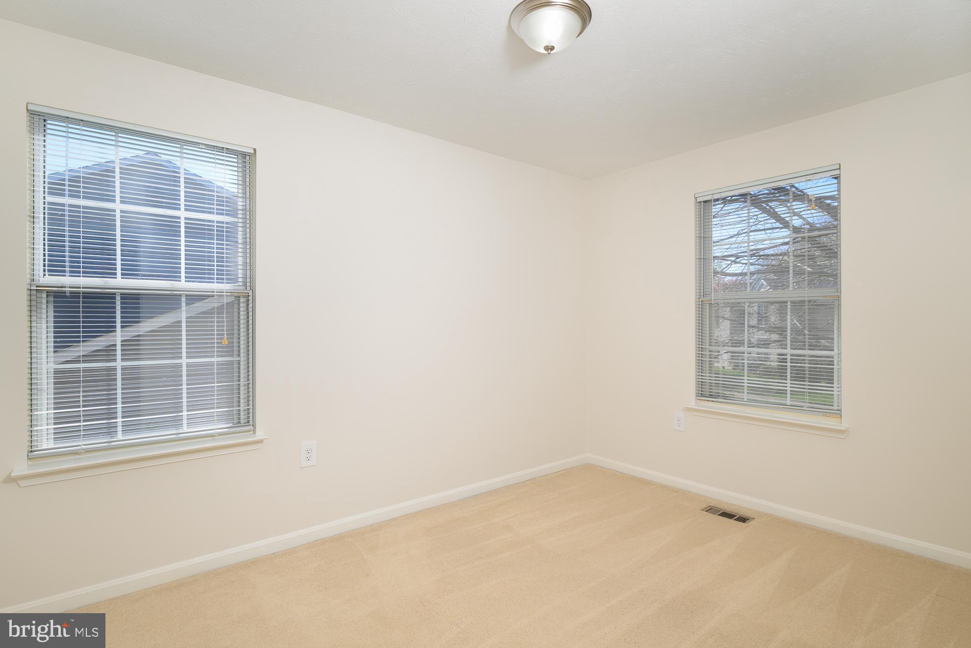 EXETER - Residential