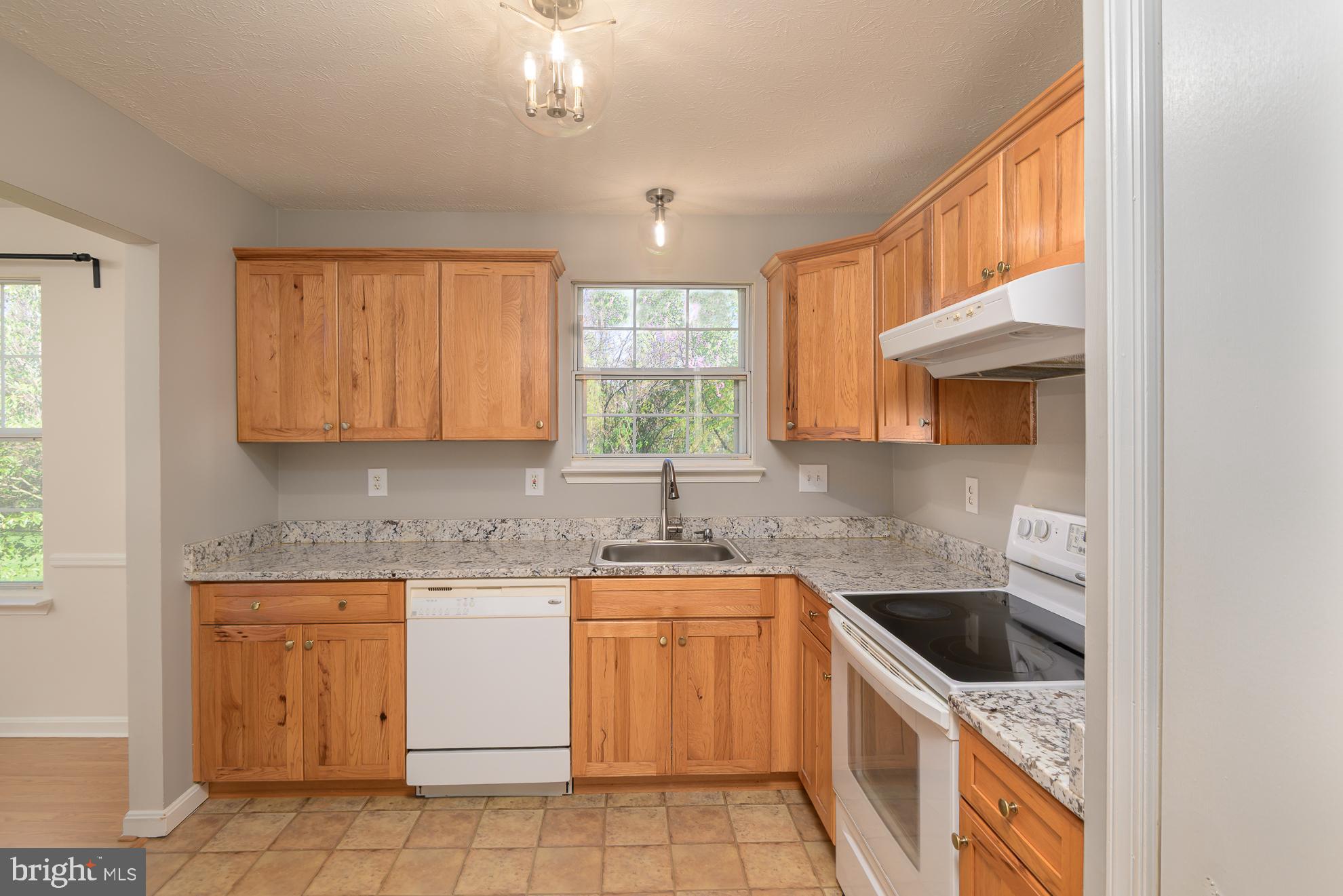 EXETER - Residential