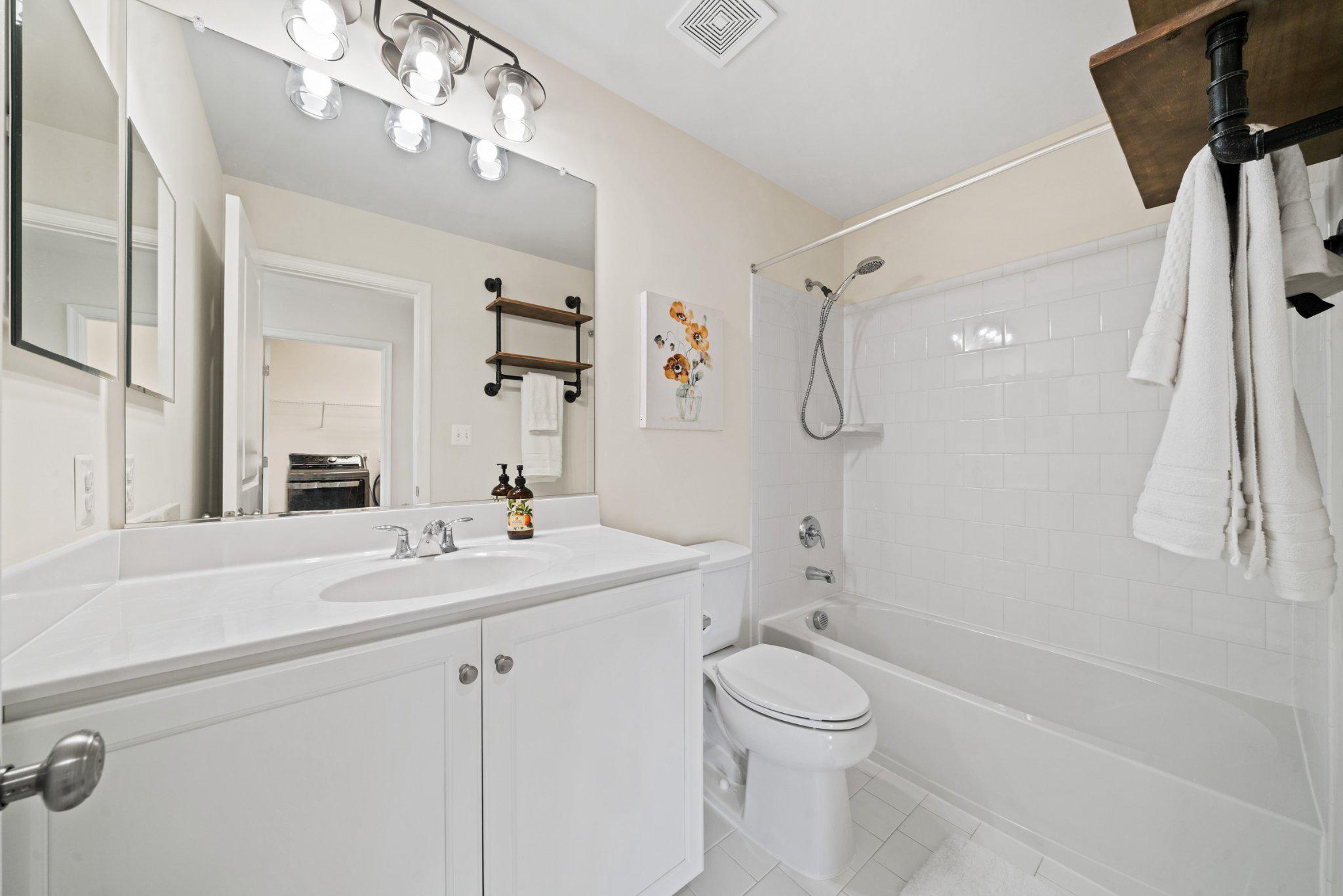 ASPEN NORTH AT LAKE LINGANORE - Residential