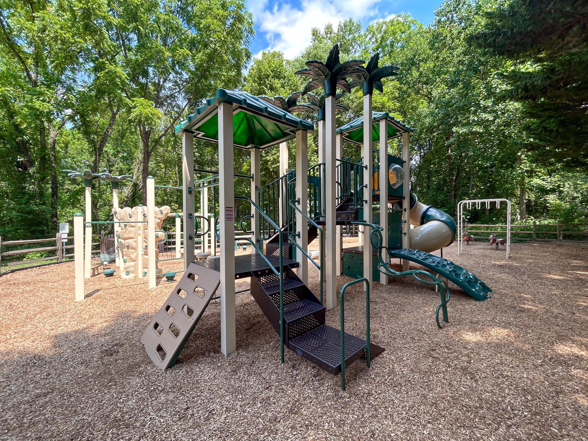 ASPEN NORTH AT LAKE LINGANORE - Residential