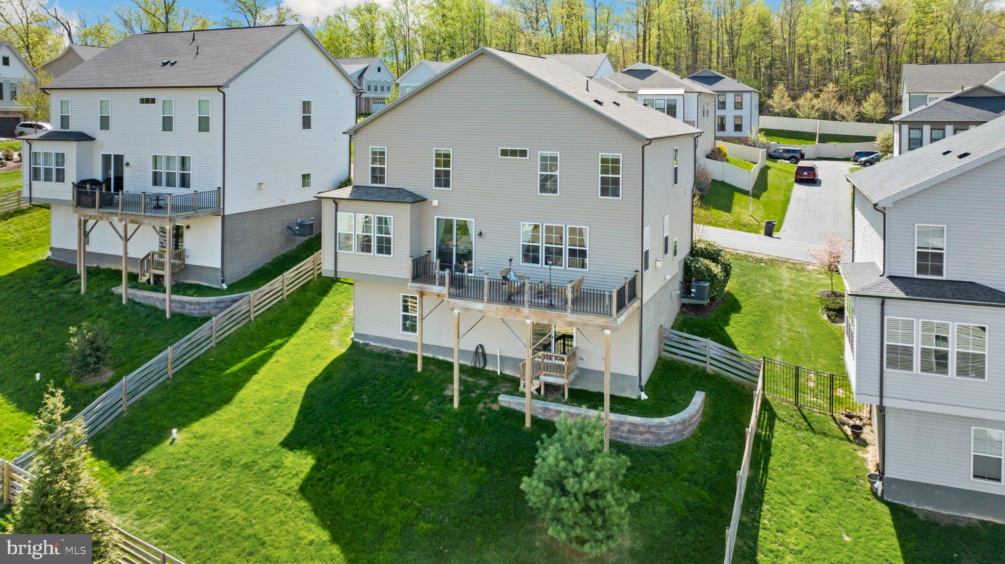 ASPEN NORTH AT LAKE LINGANORE - Residential