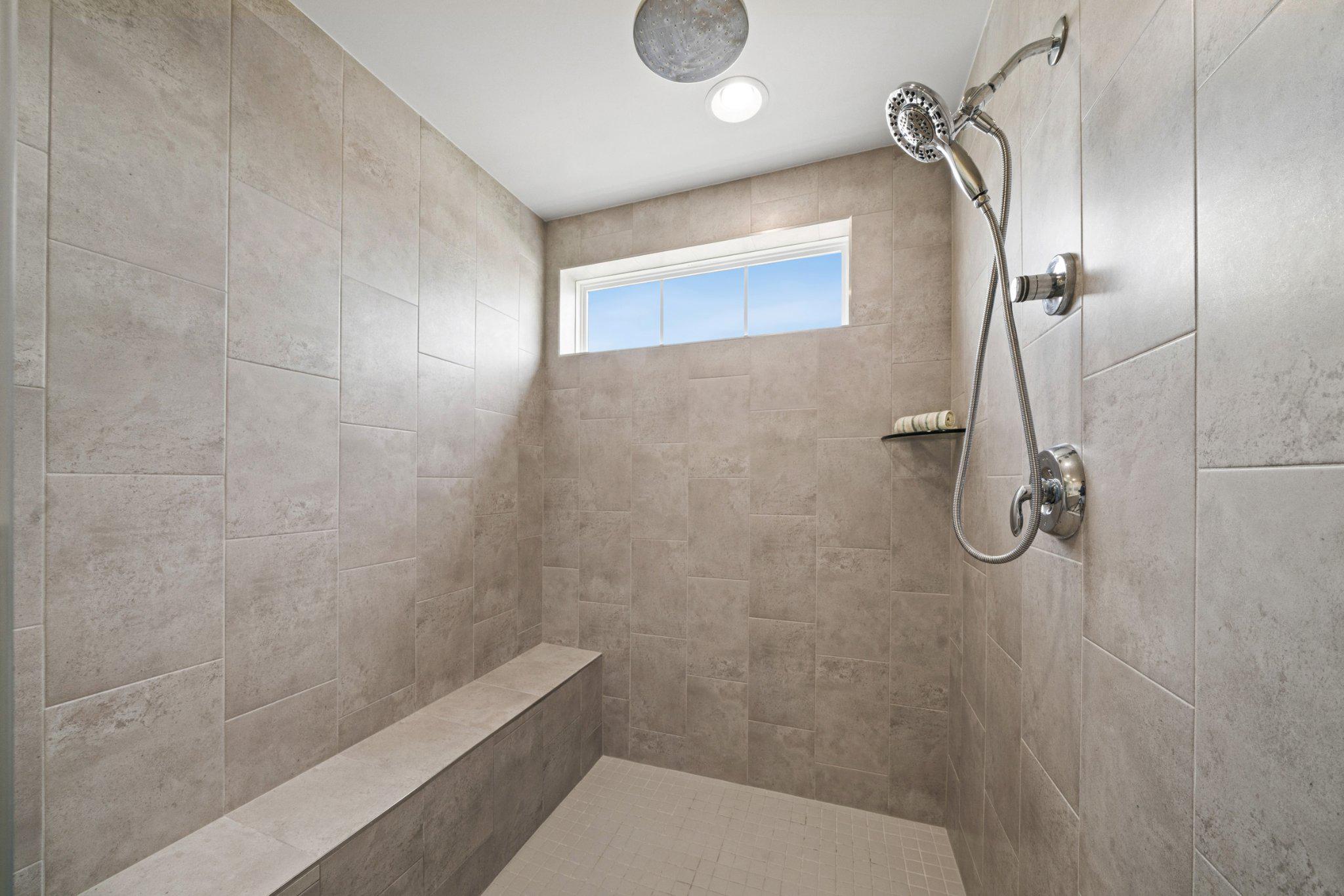 ASPEN NORTH AT LAKE LINGANORE - Residential