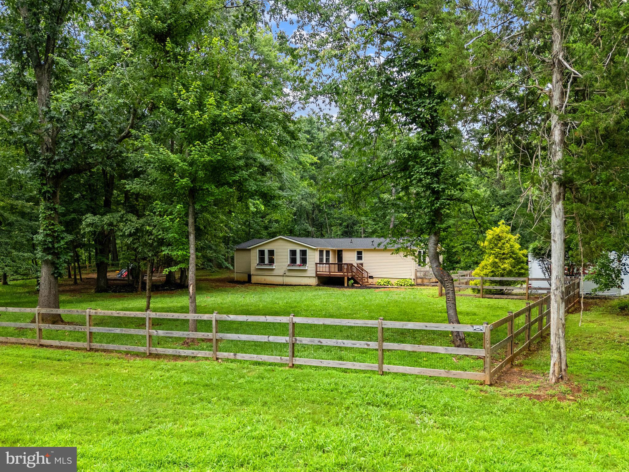 9448 GREEN ROAD