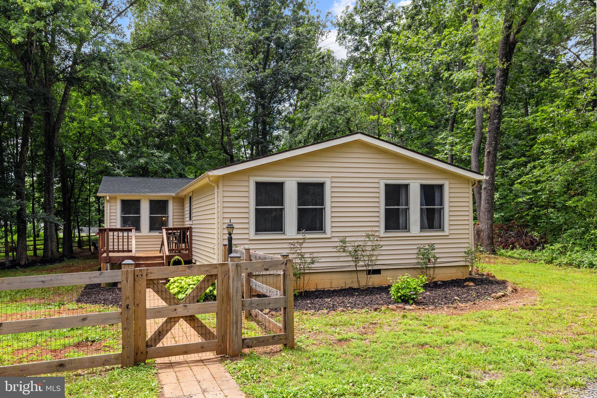 9448 GREEN ROAD