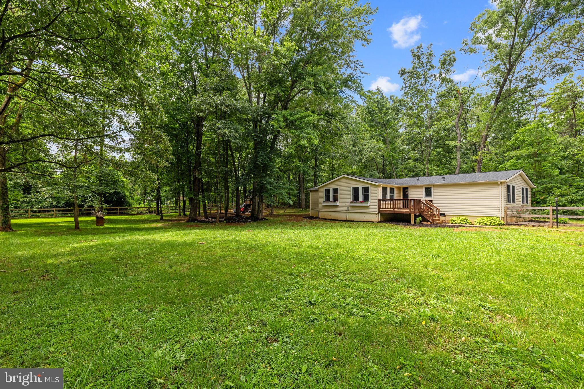 9448 GREEN ROAD