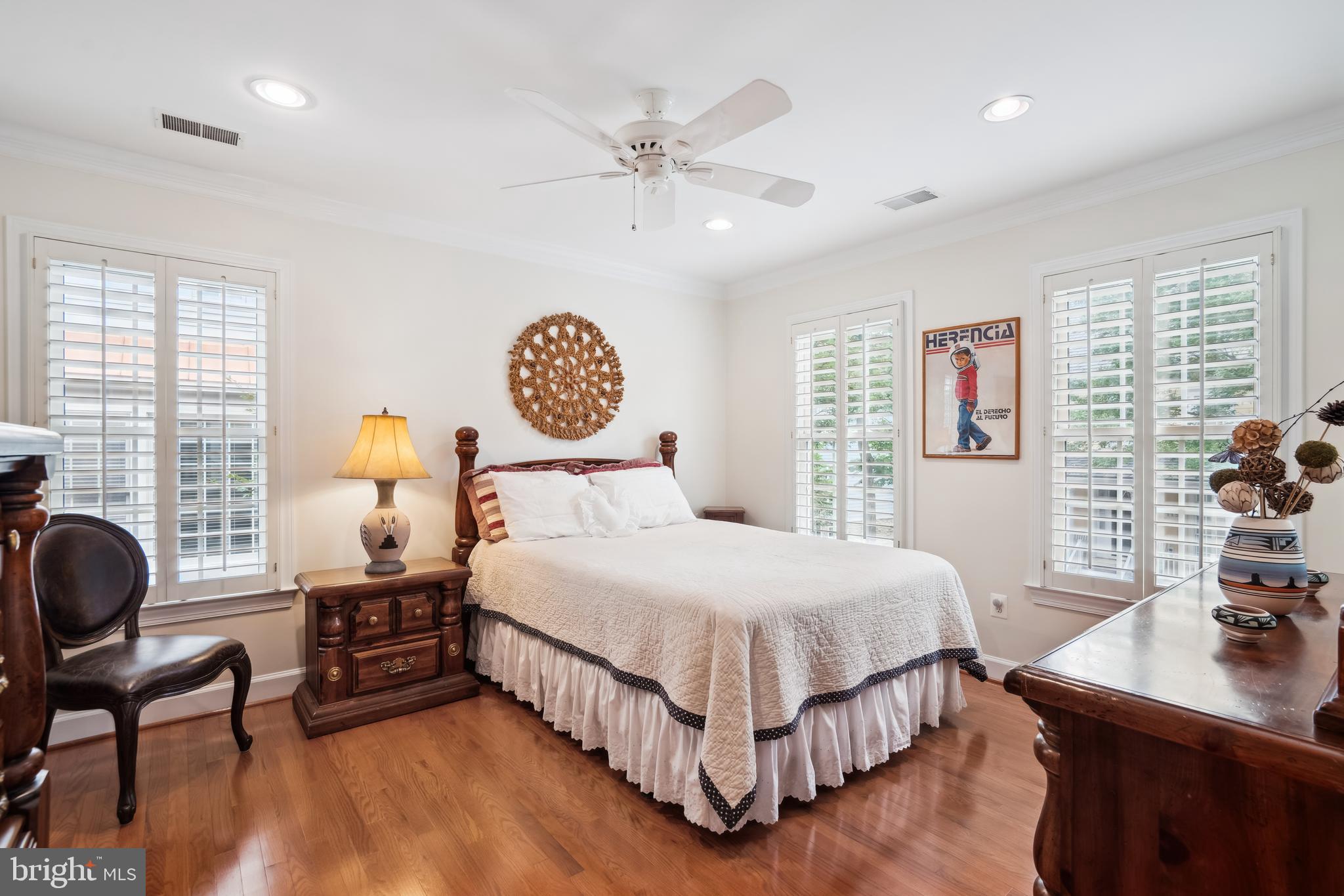 KENTLANDS - Residential