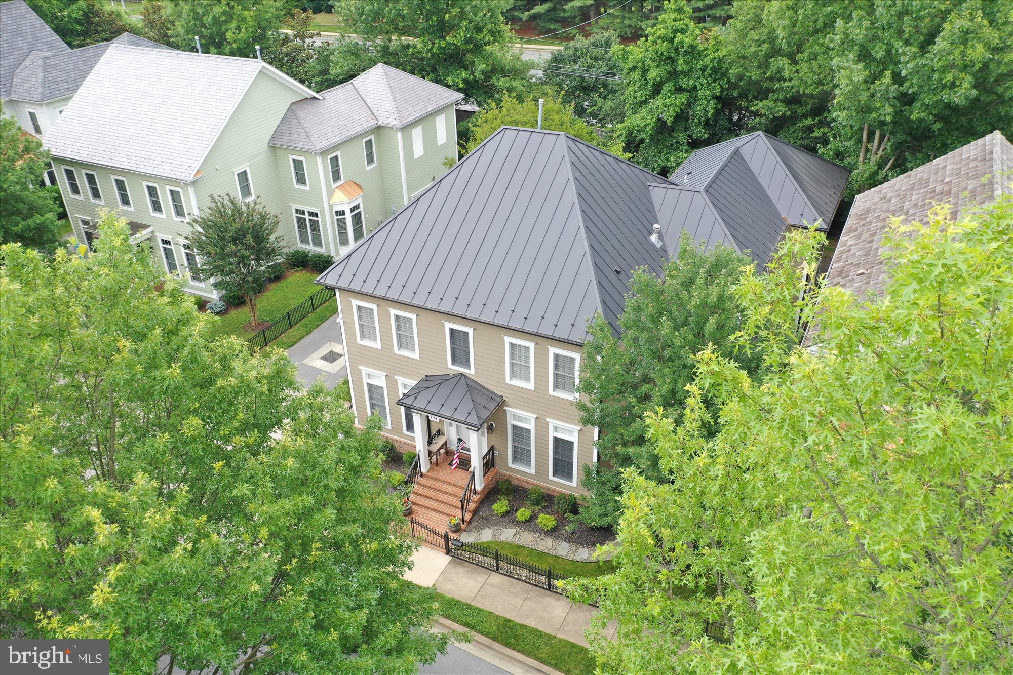 KENTLANDS - Residential