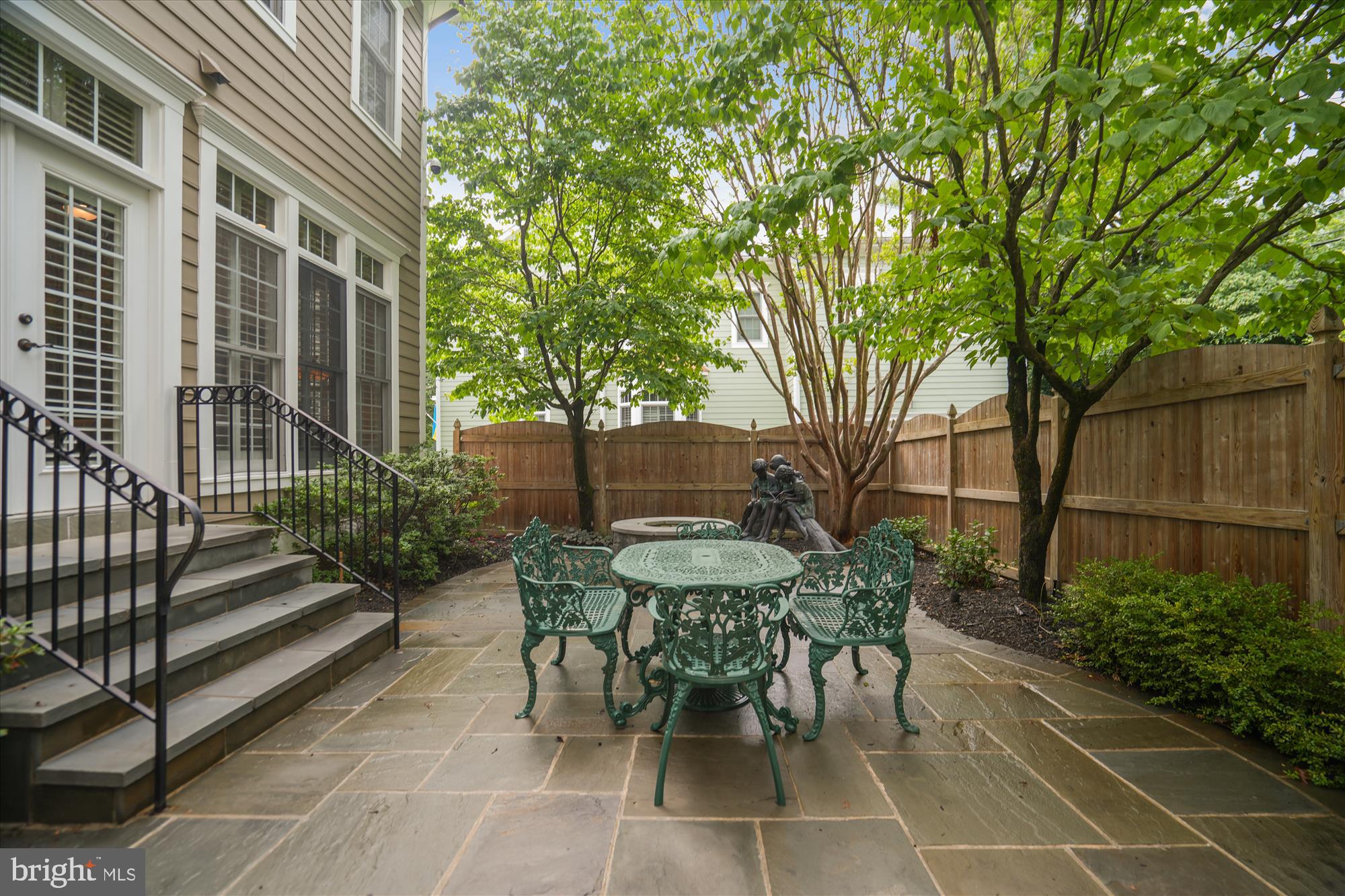 KENTLANDS - Residential