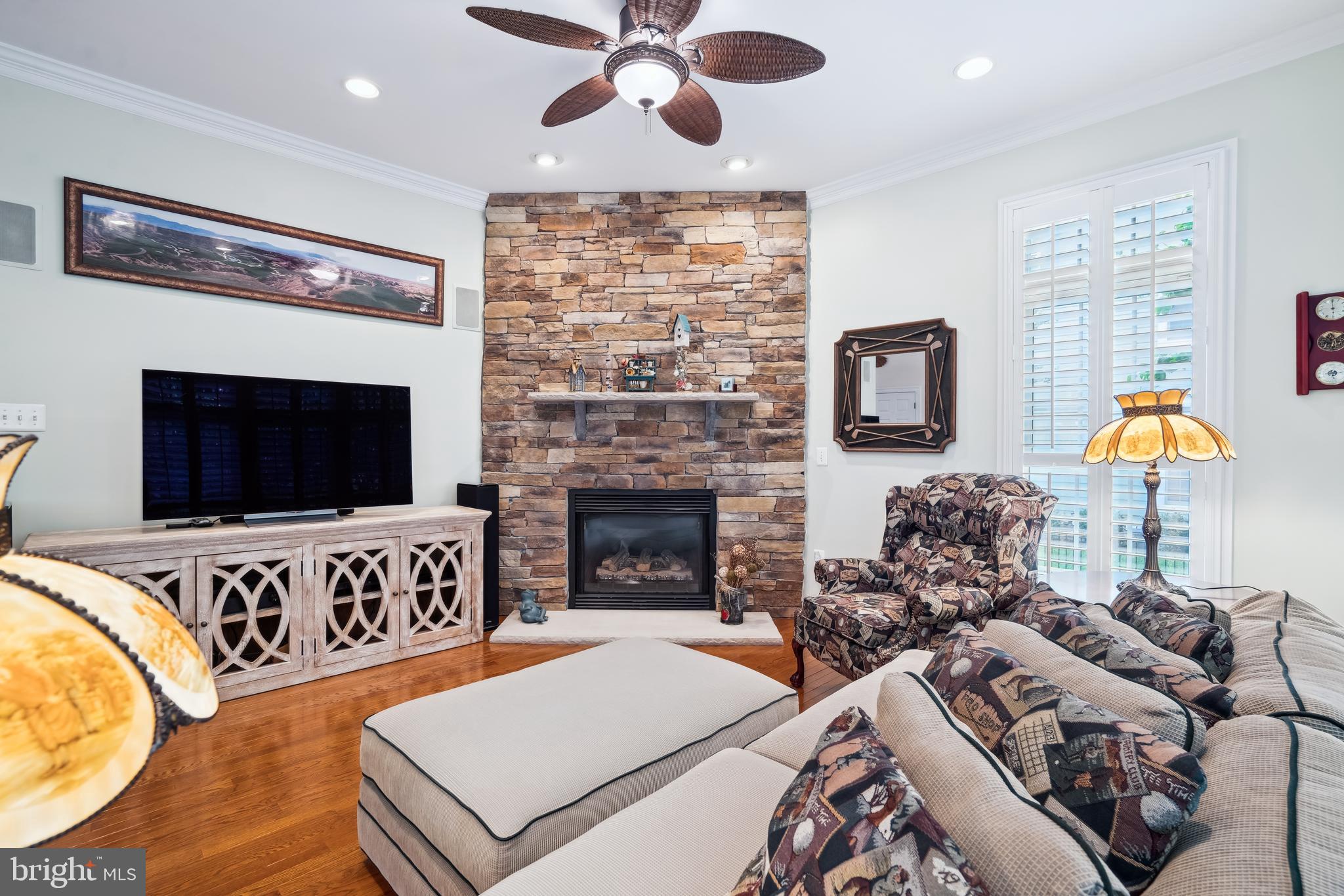 KENTLANDS - Residential