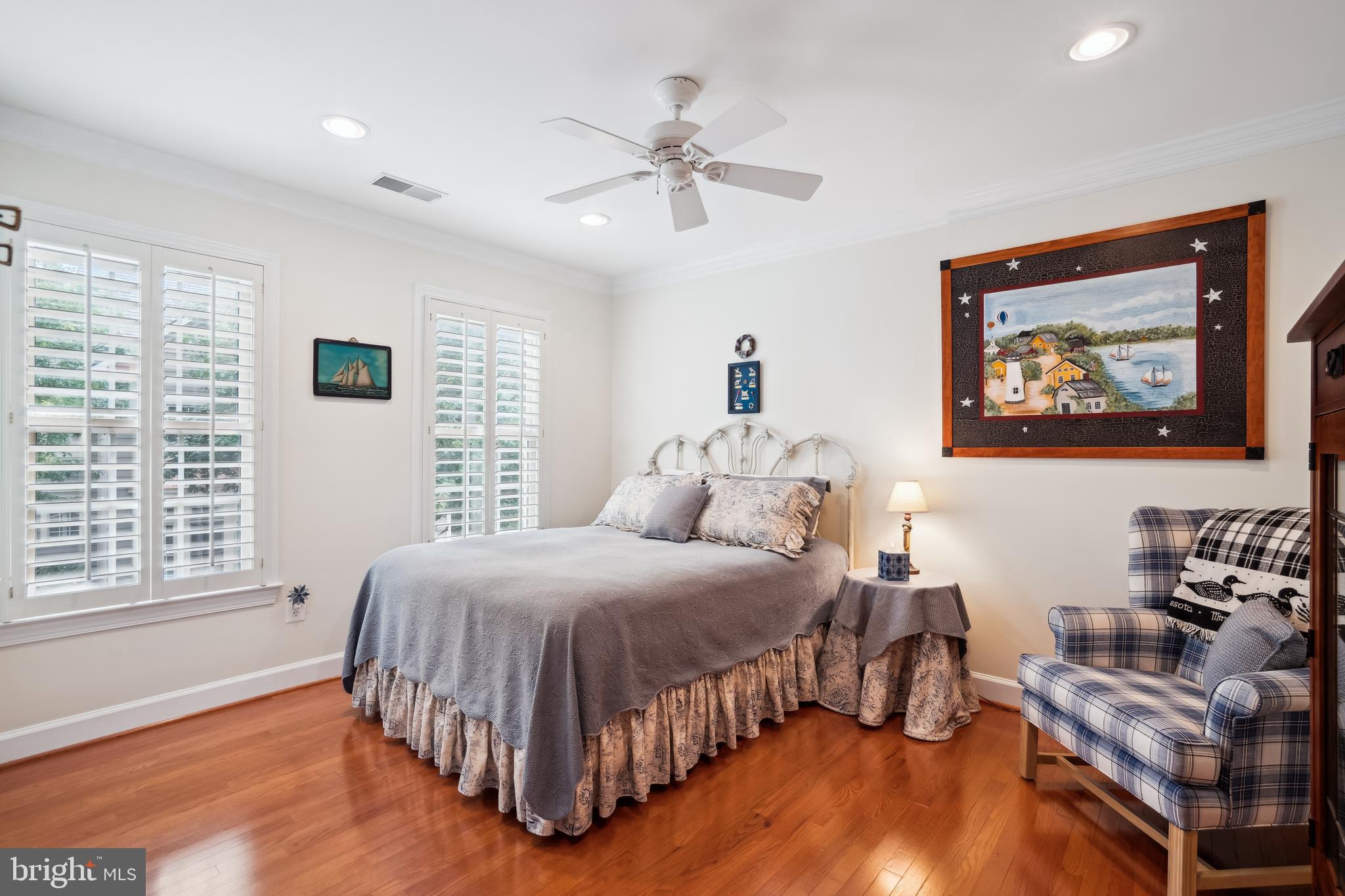 KENTLANDS - Residential