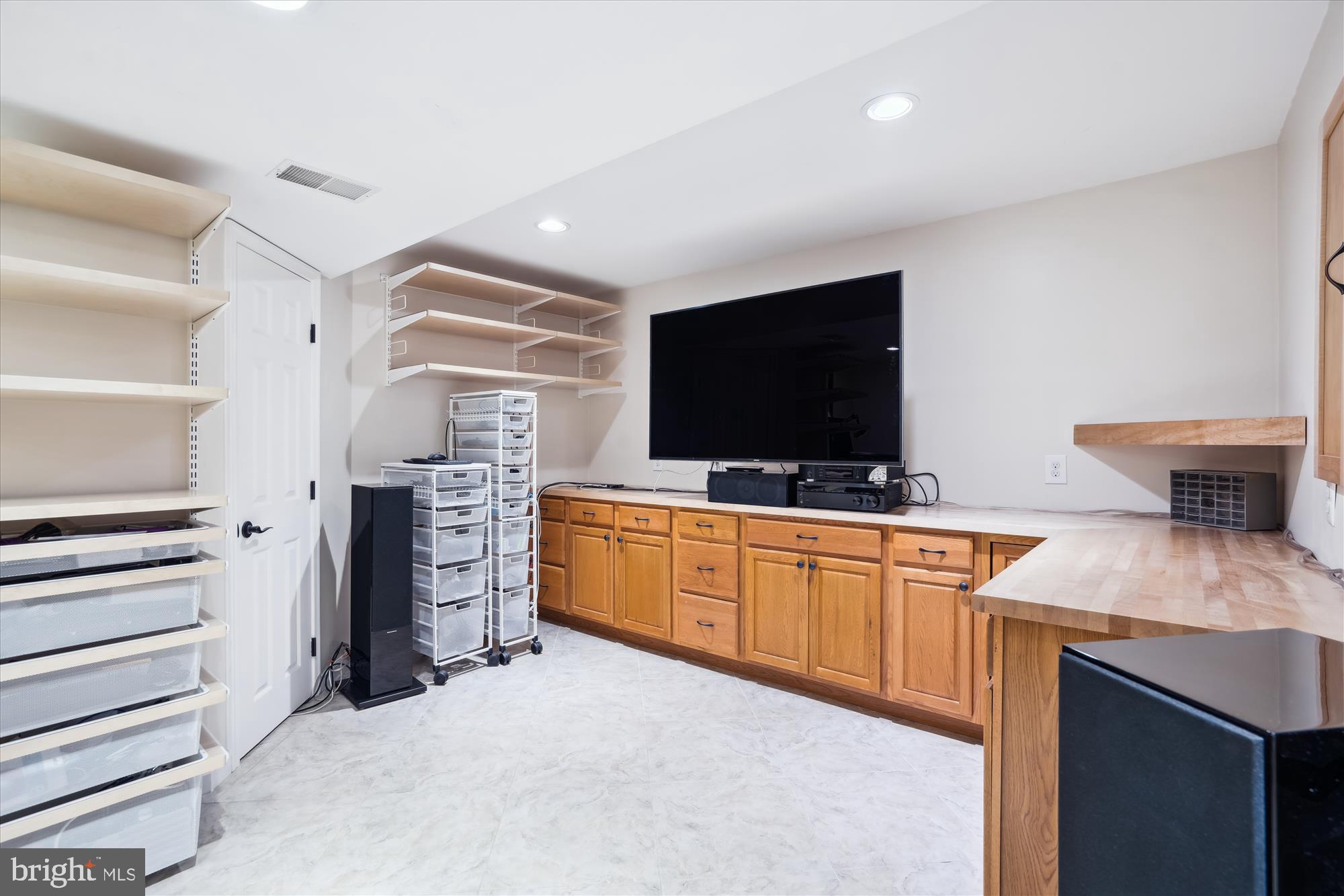 KENTLANDS - Residential