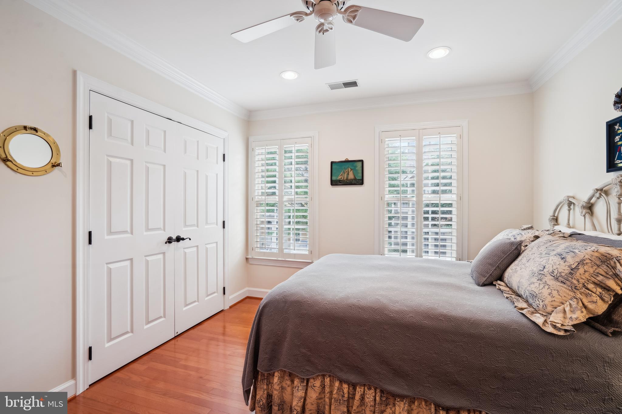 KENTLANDS - Residential