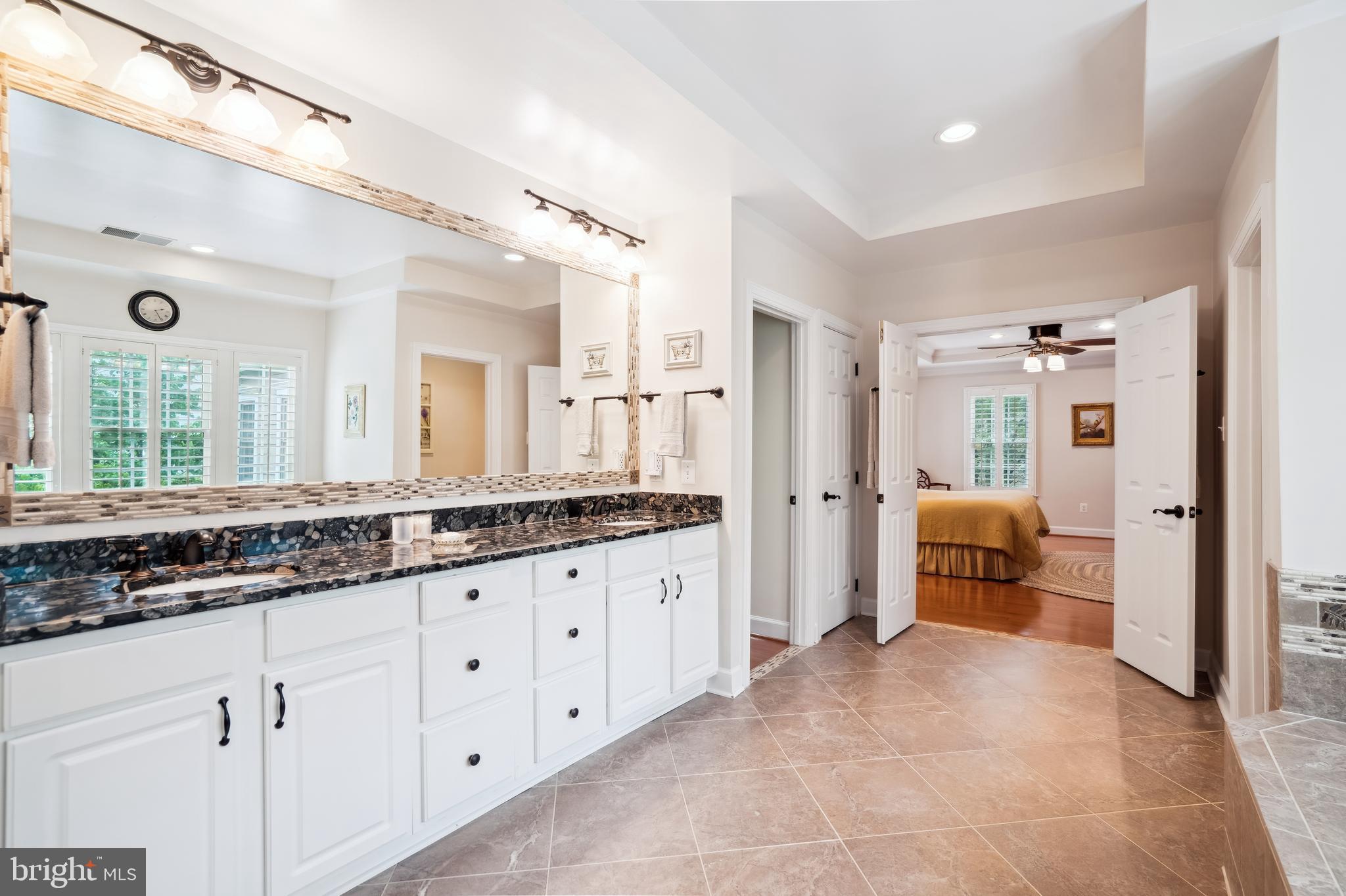 KENTLANDS - Residential