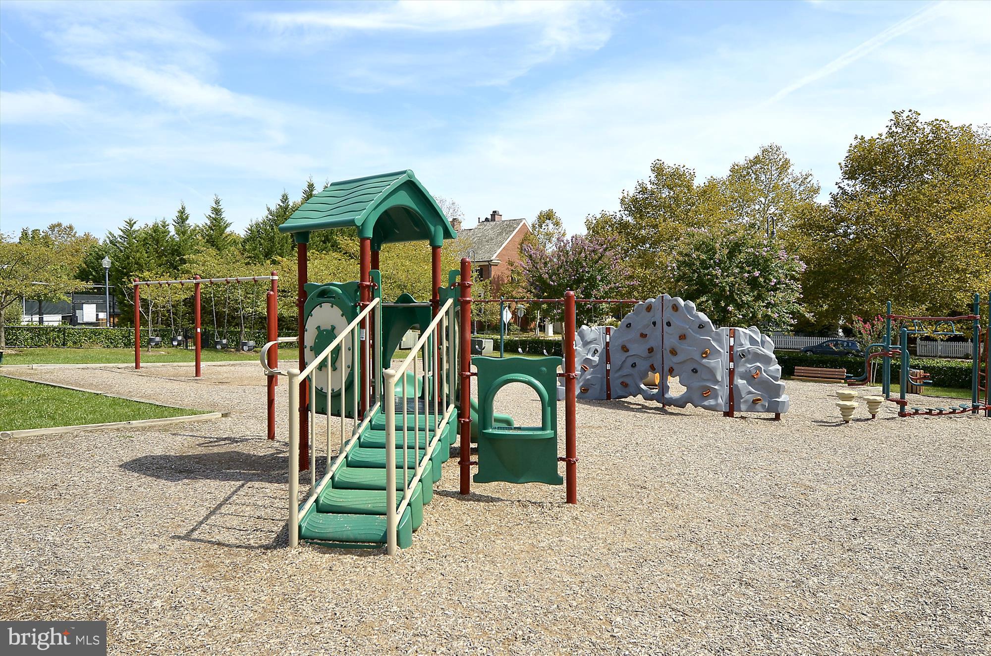 KENTLANDS - Residential