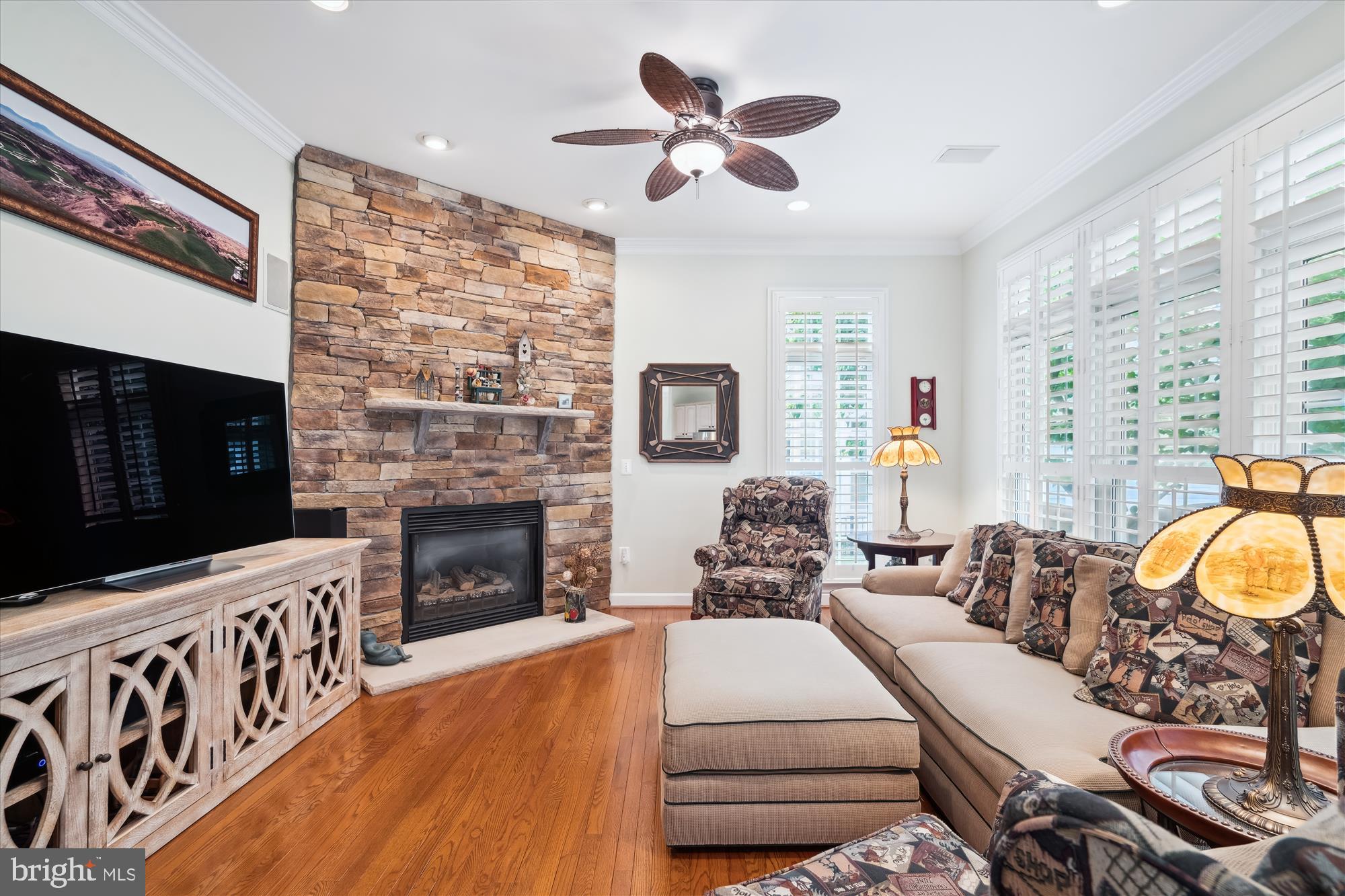 KENTLANDS - Residential