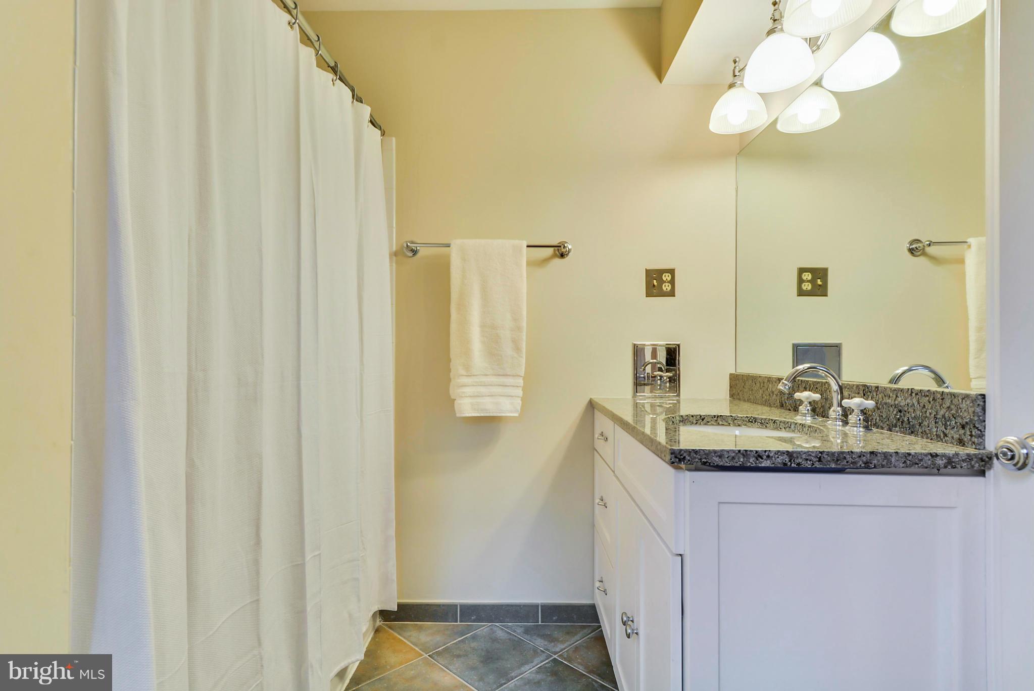 VILLAMAY - Residential