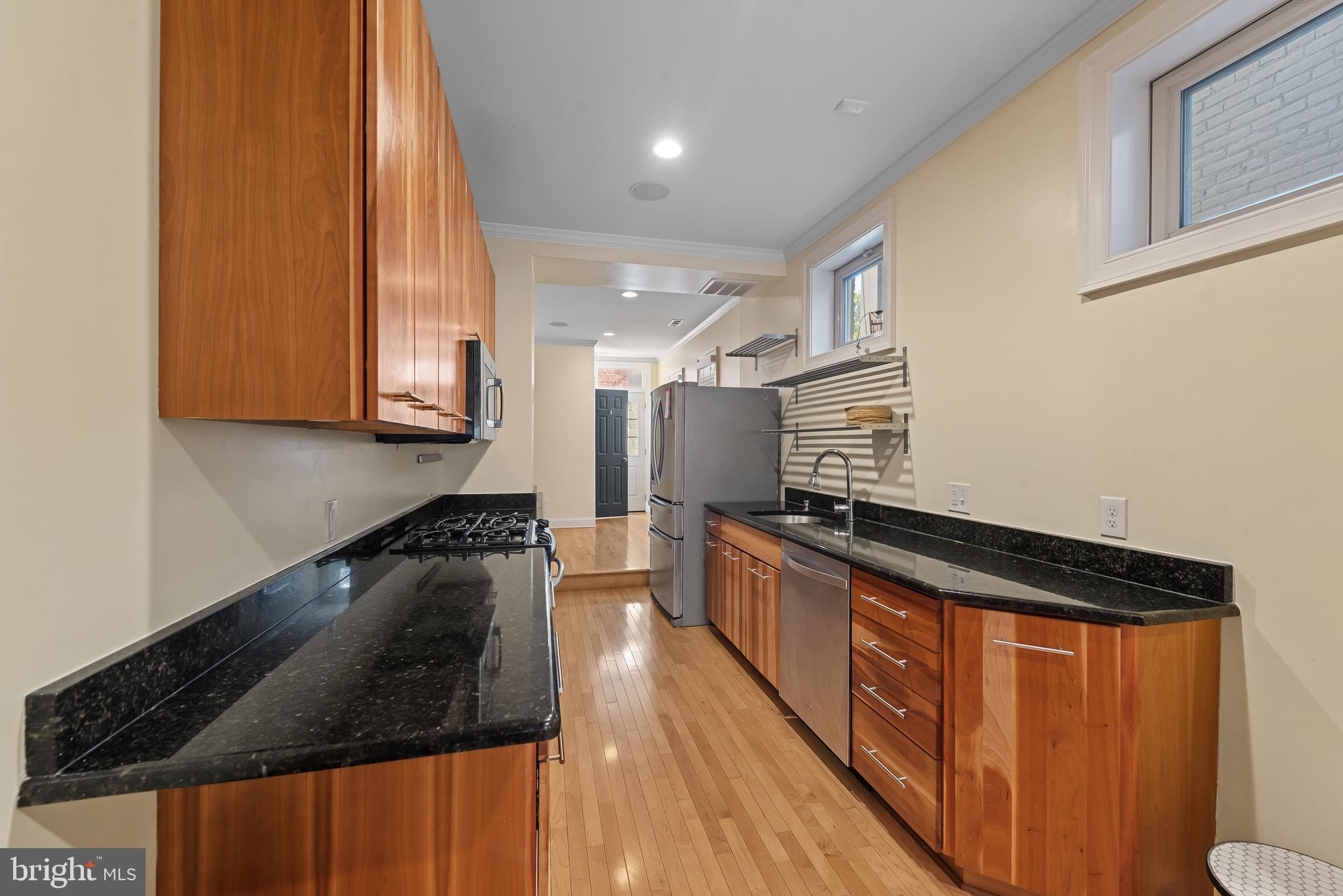 CANTON SQUARE - Residential