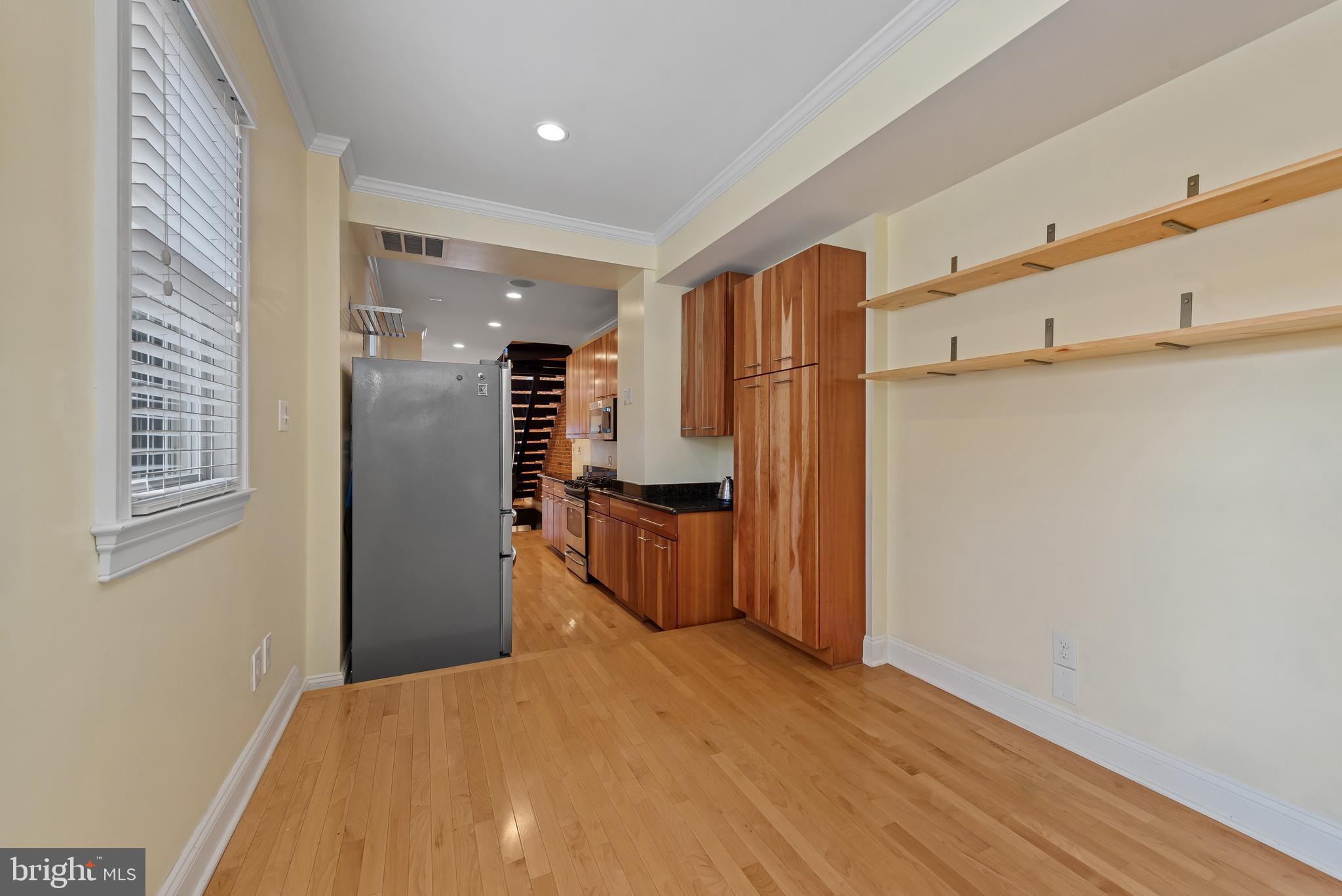 CANTON SQUARE - Residential