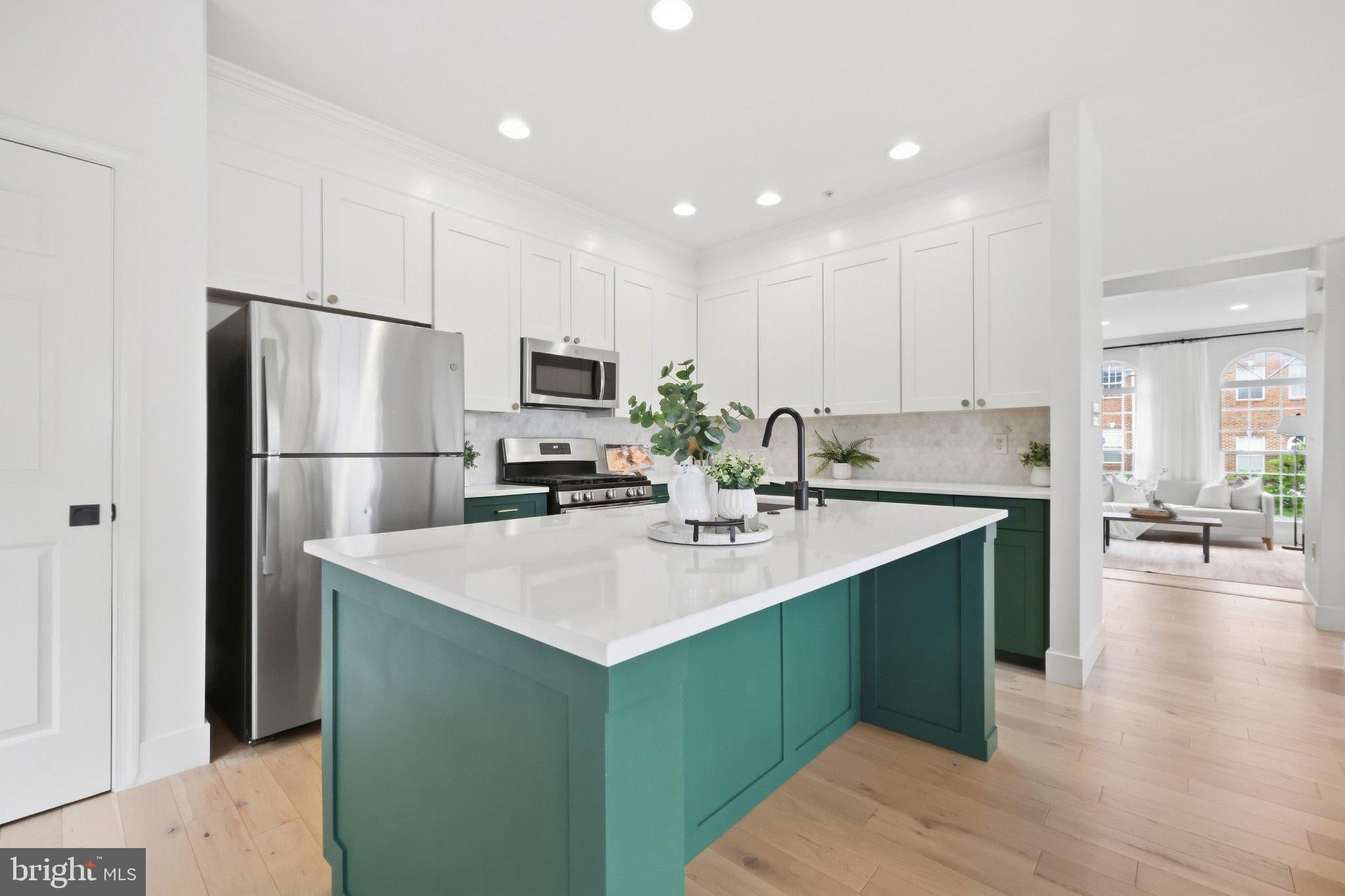 3941 BALLET WAY