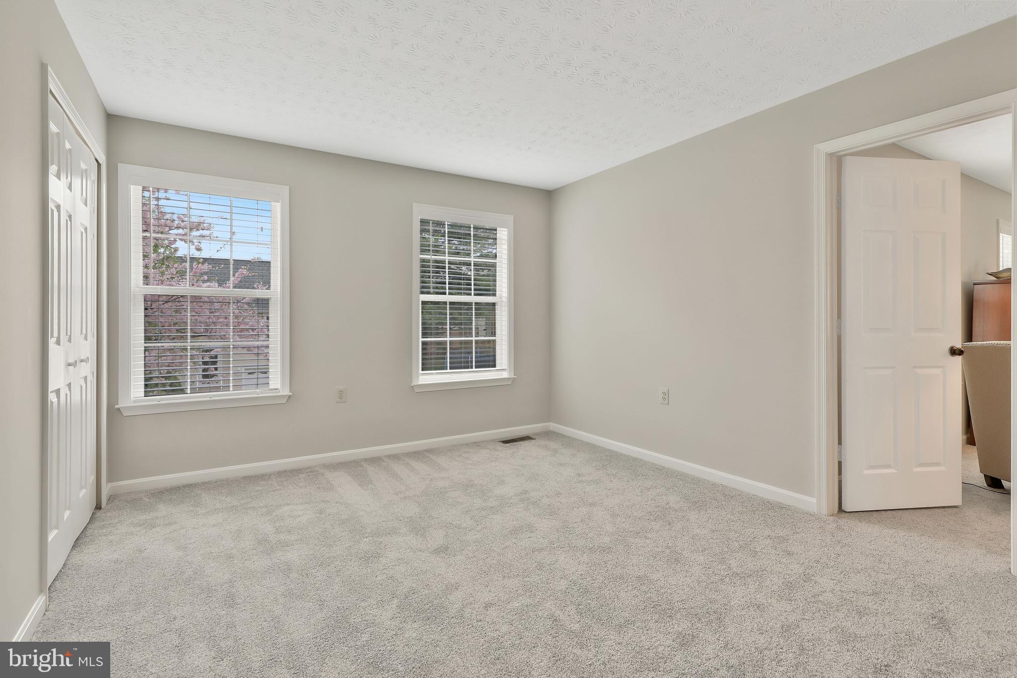 HIDDEN SPRING - Residential