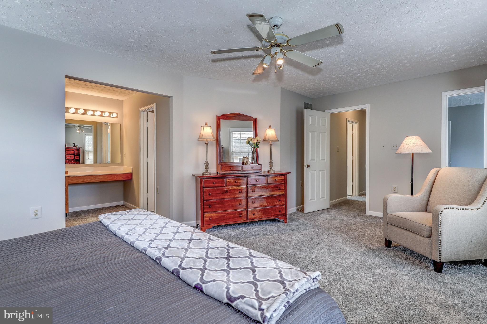 HIDDEN SPRING - Residential