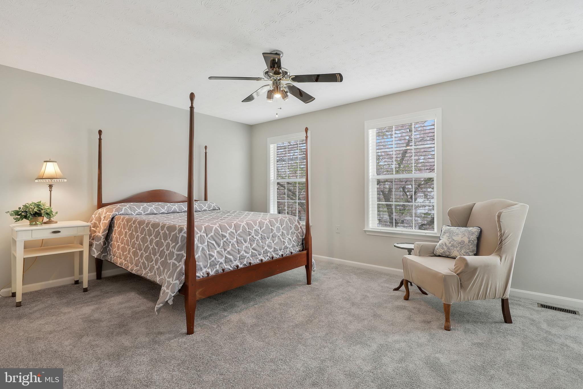 HIDDEN SPRING - Residential