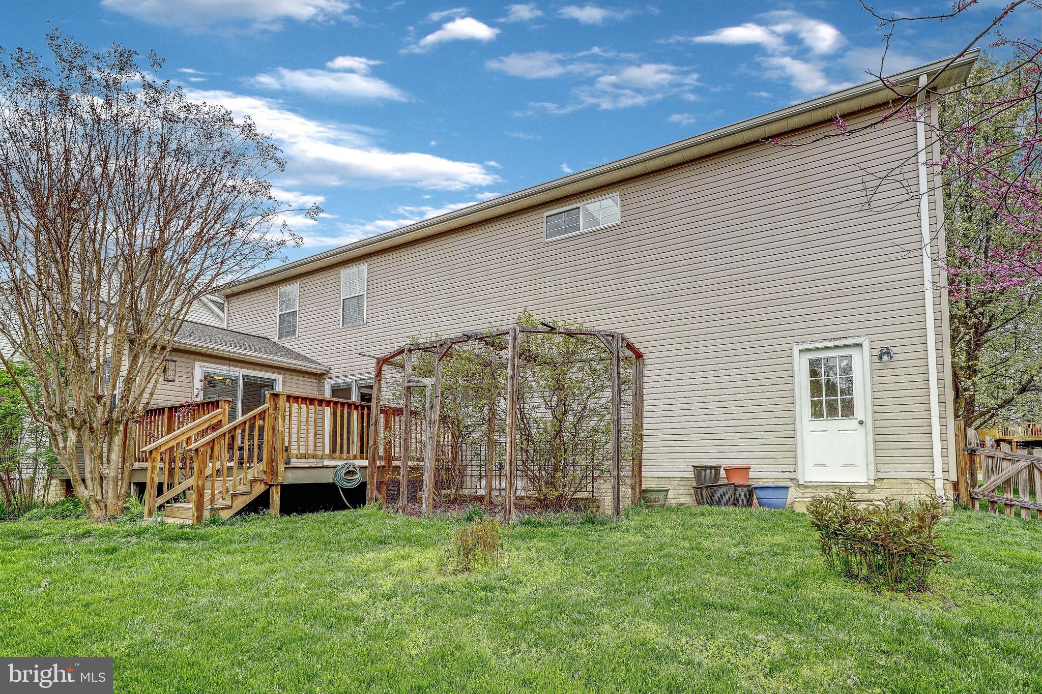 HIDDEN SPRING - Residential