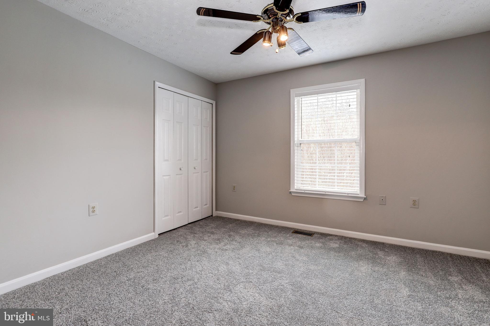 HIDDEN SPRING - Residential