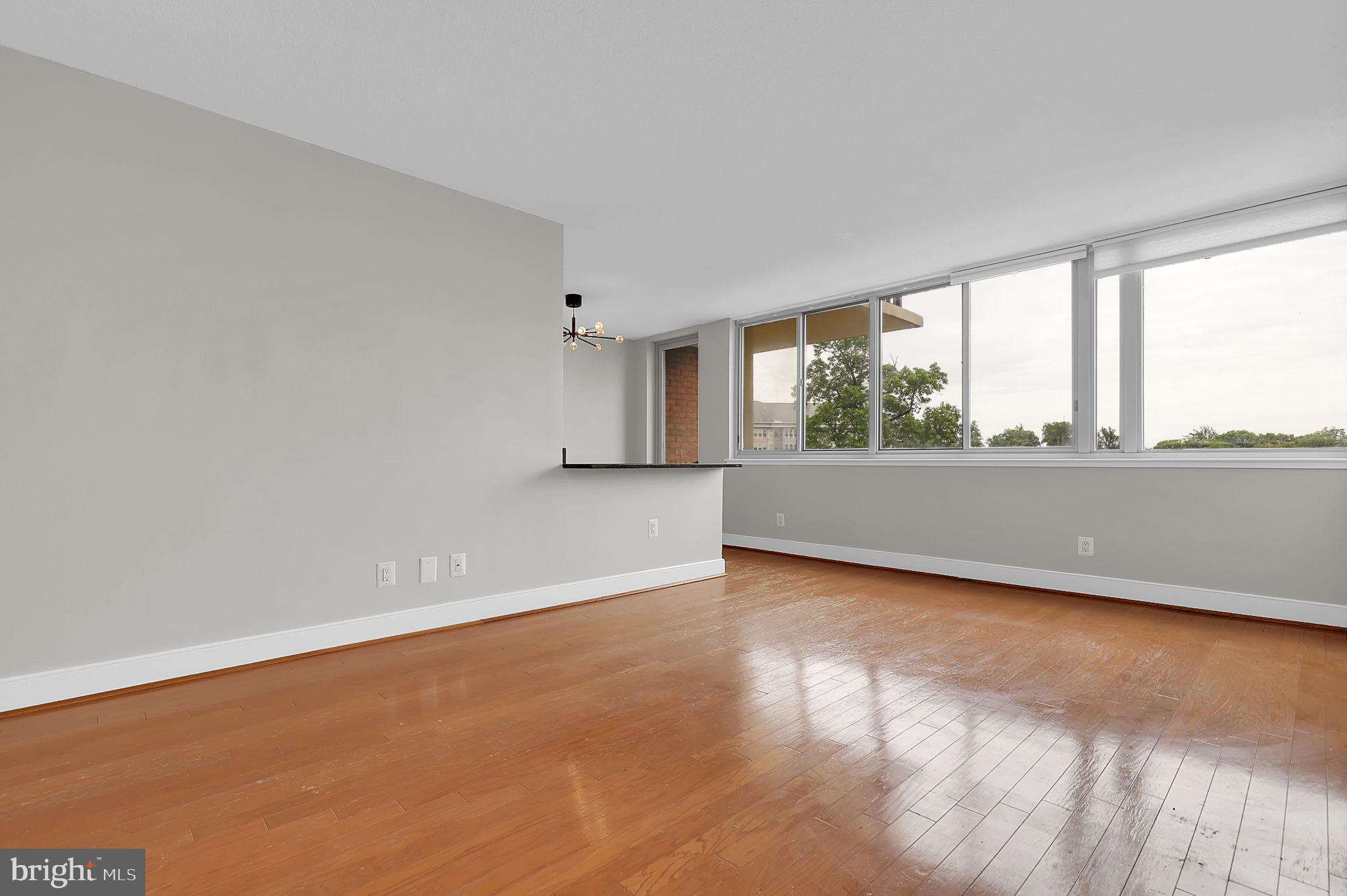 1220 BLAIR MILL ROAD 503