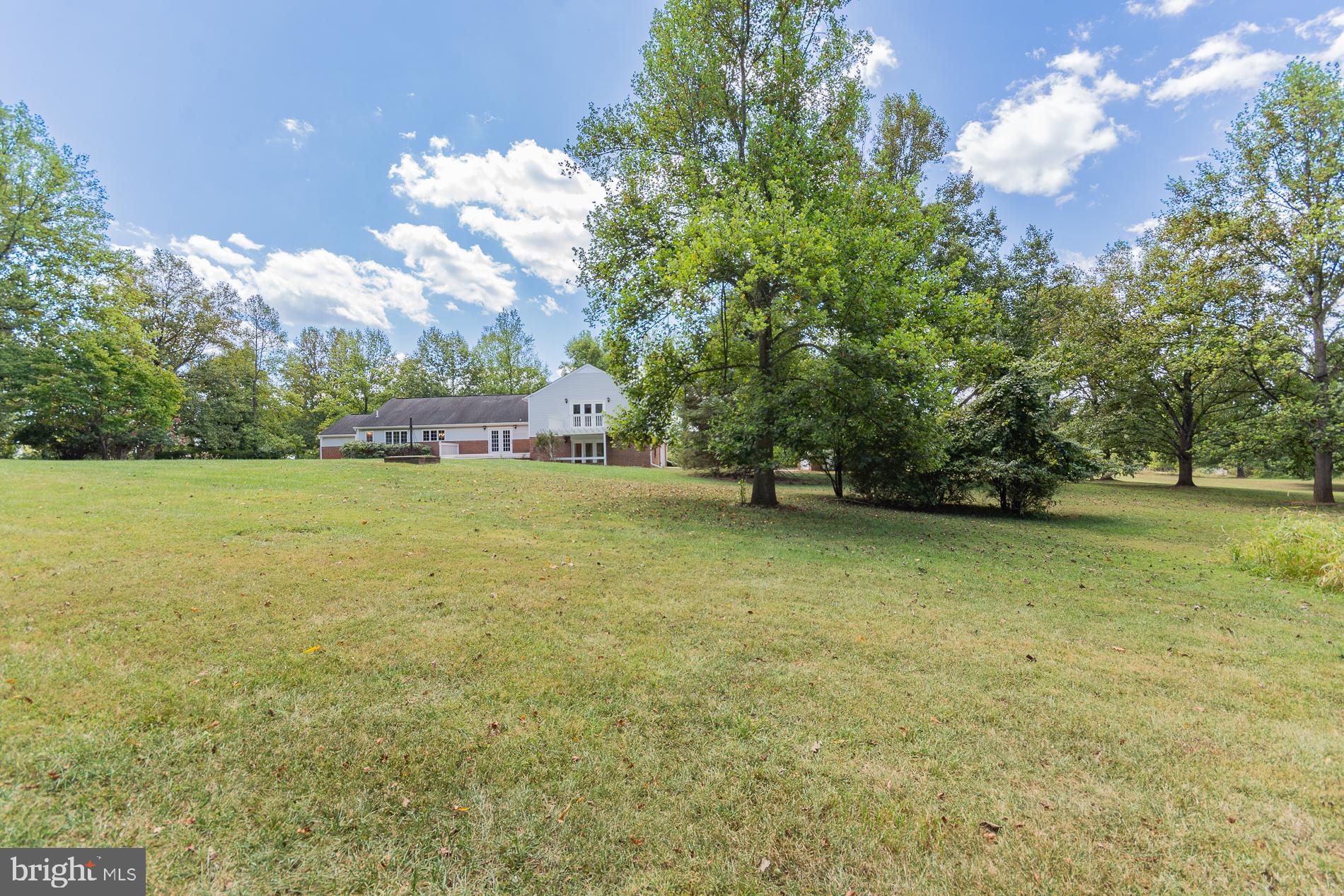 PEMBROKE GROVE - Residential