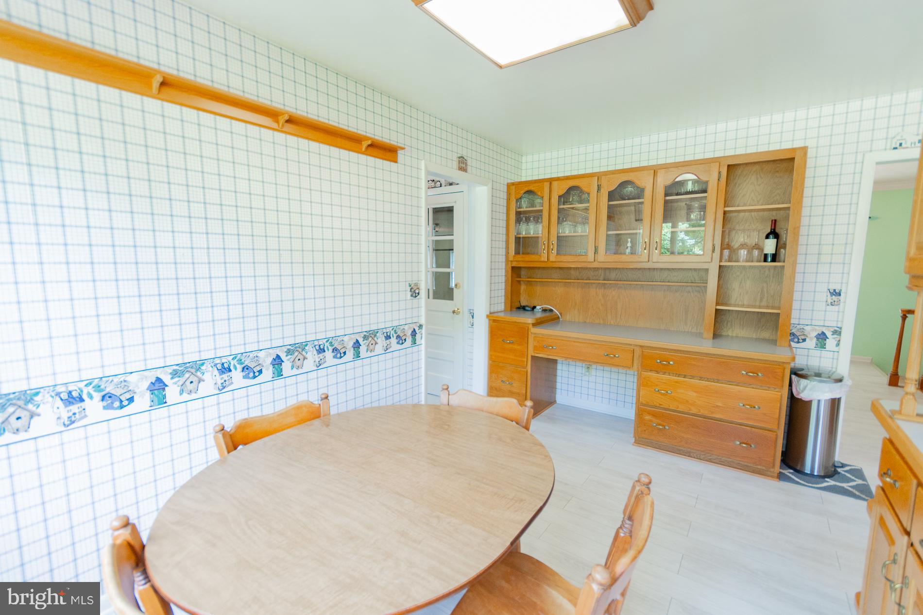 PEMBROKE GROVE - Residential