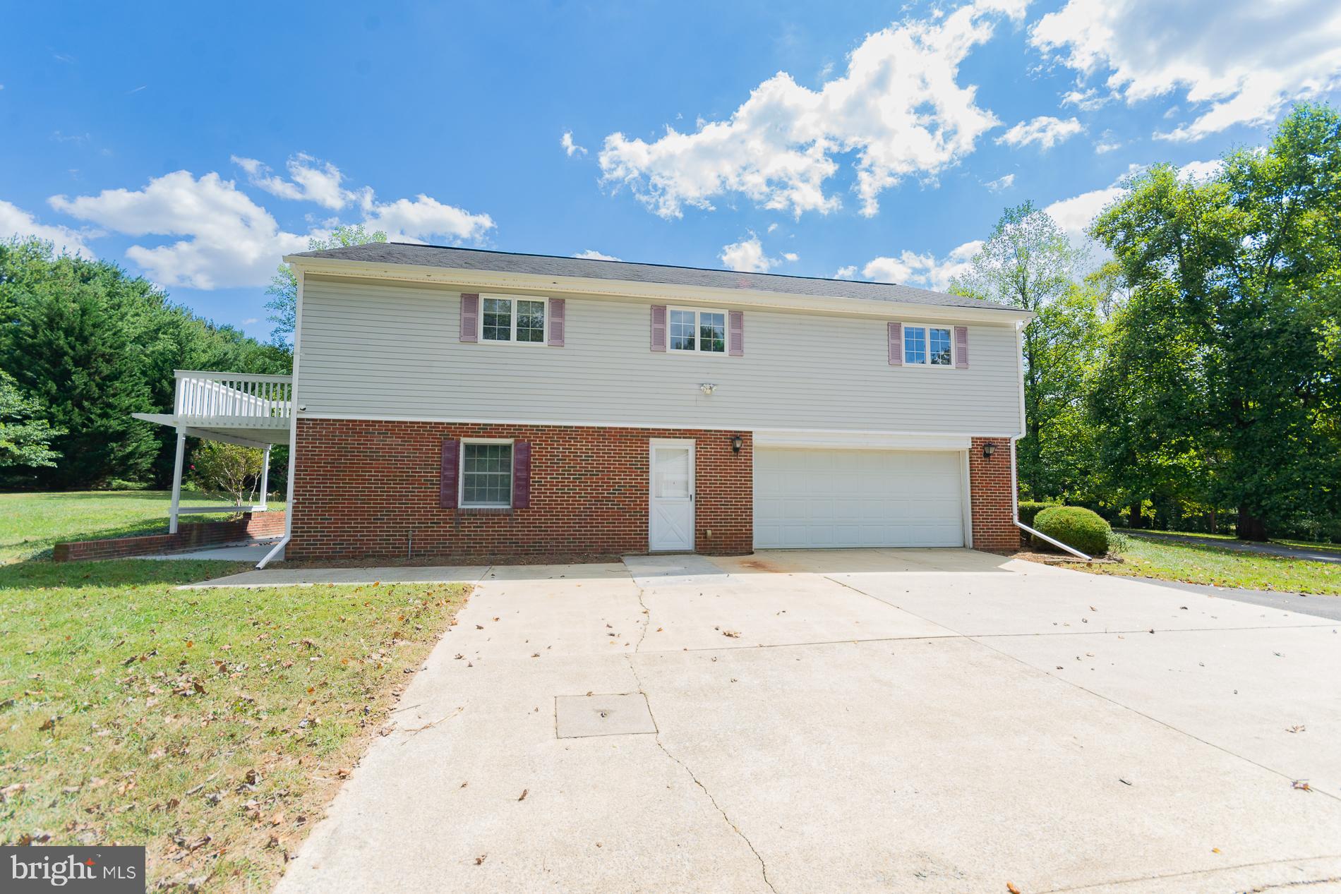 PEMBROKE GROVE - Residential