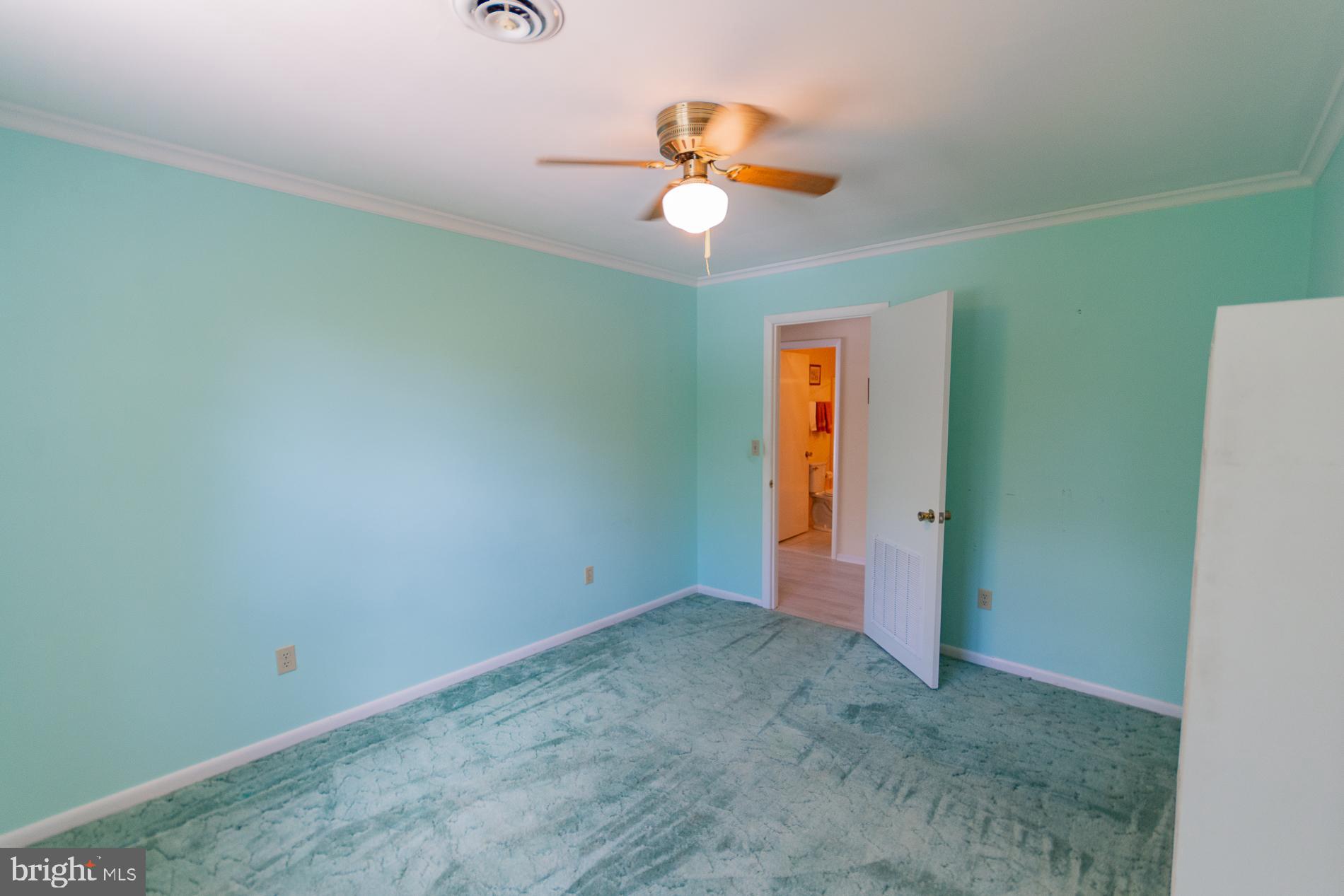 PEMBROKE GROVE - Residential