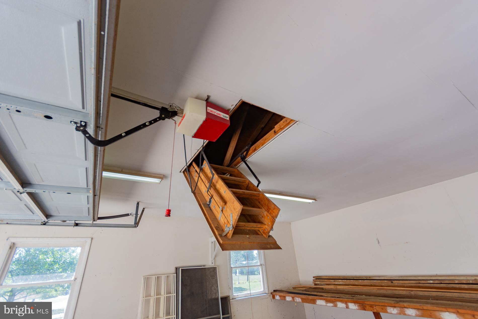 PEMBROKE GROVE - Residential