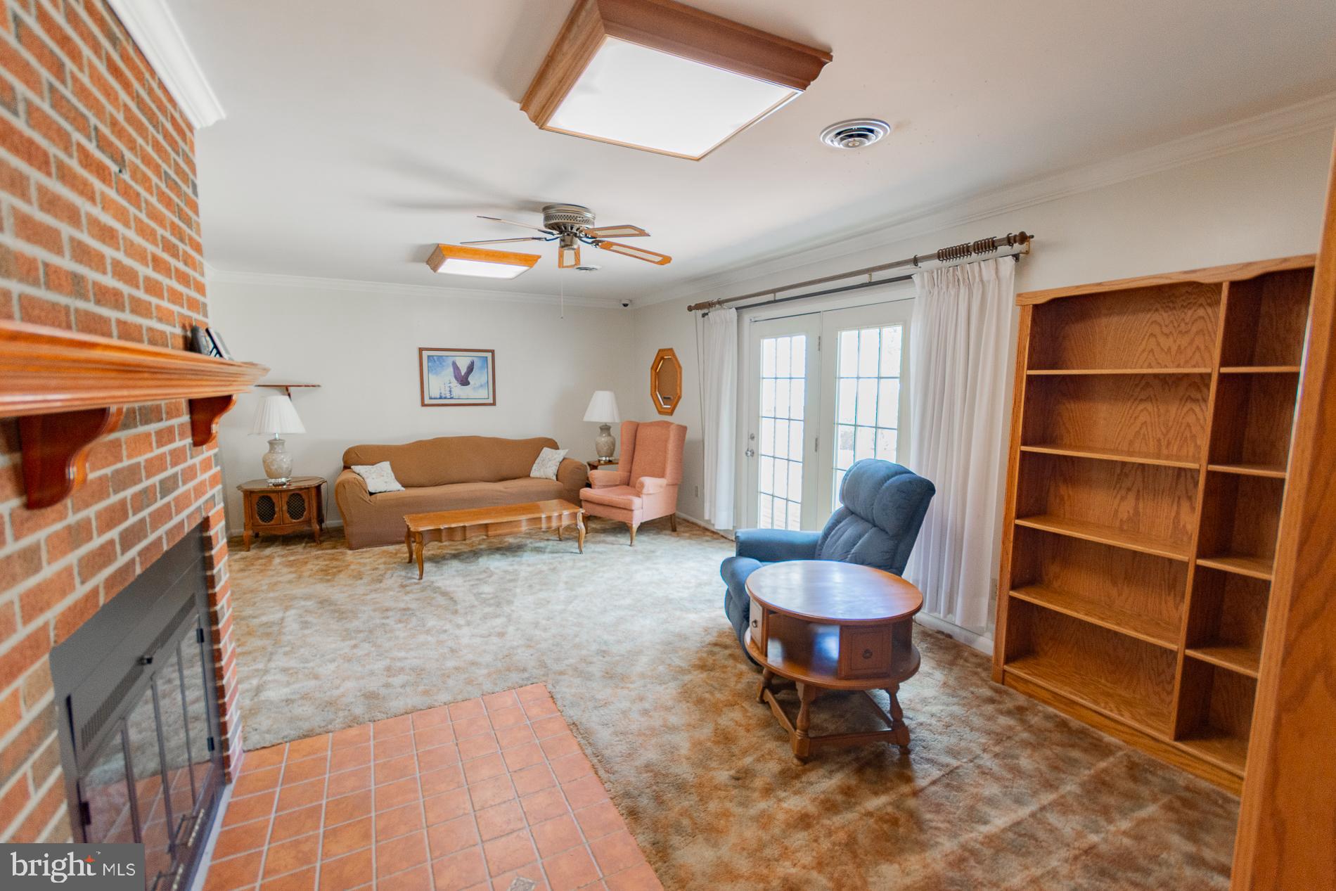 PEMBROKE GROVE - Residential