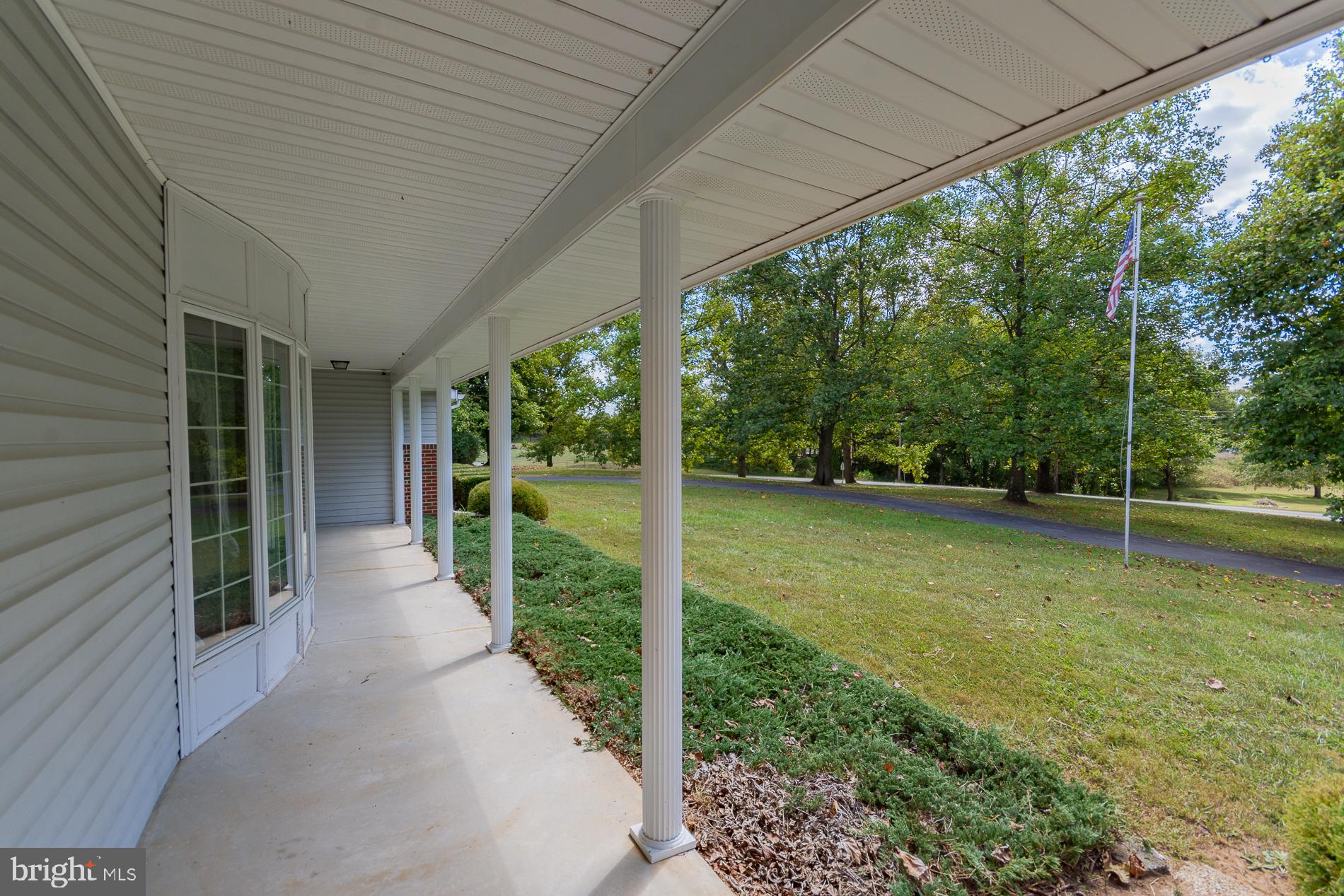 PEMBROKE GROVE - Residential