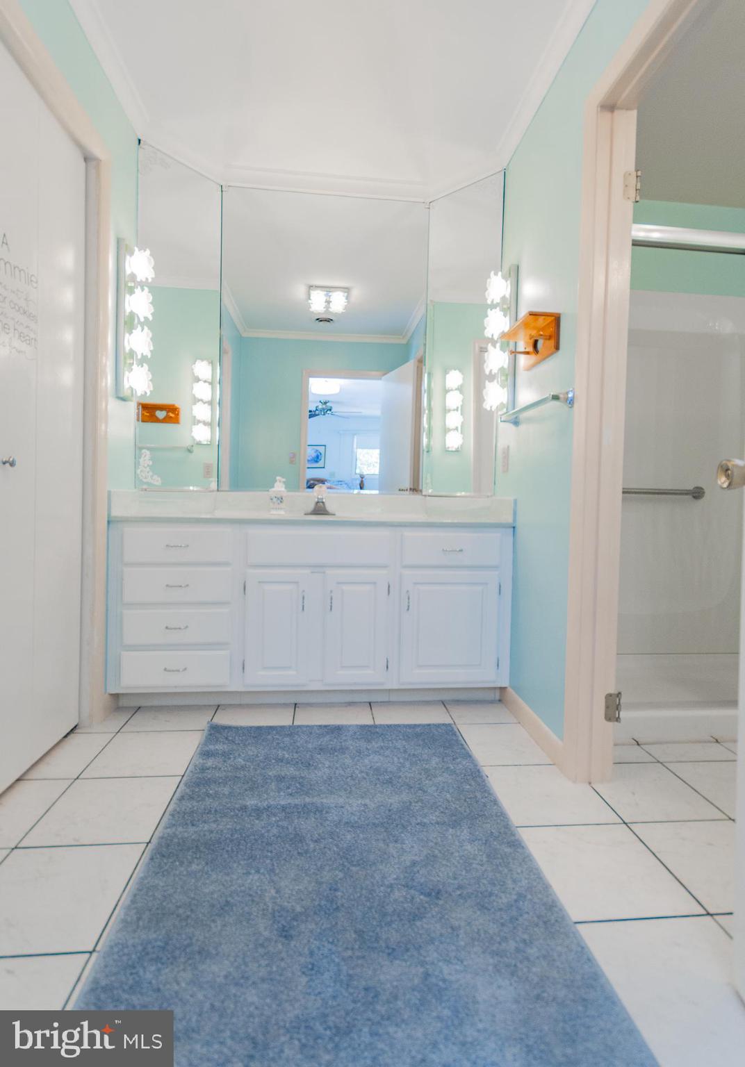 PEMBROKE GROVE - Residential