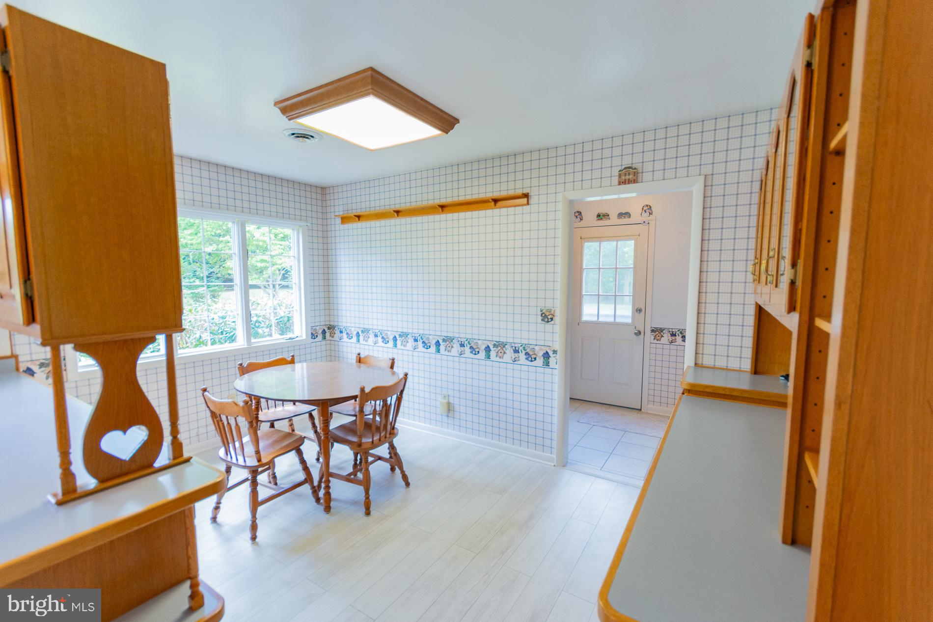 PEMBROKE GROVE - Residential