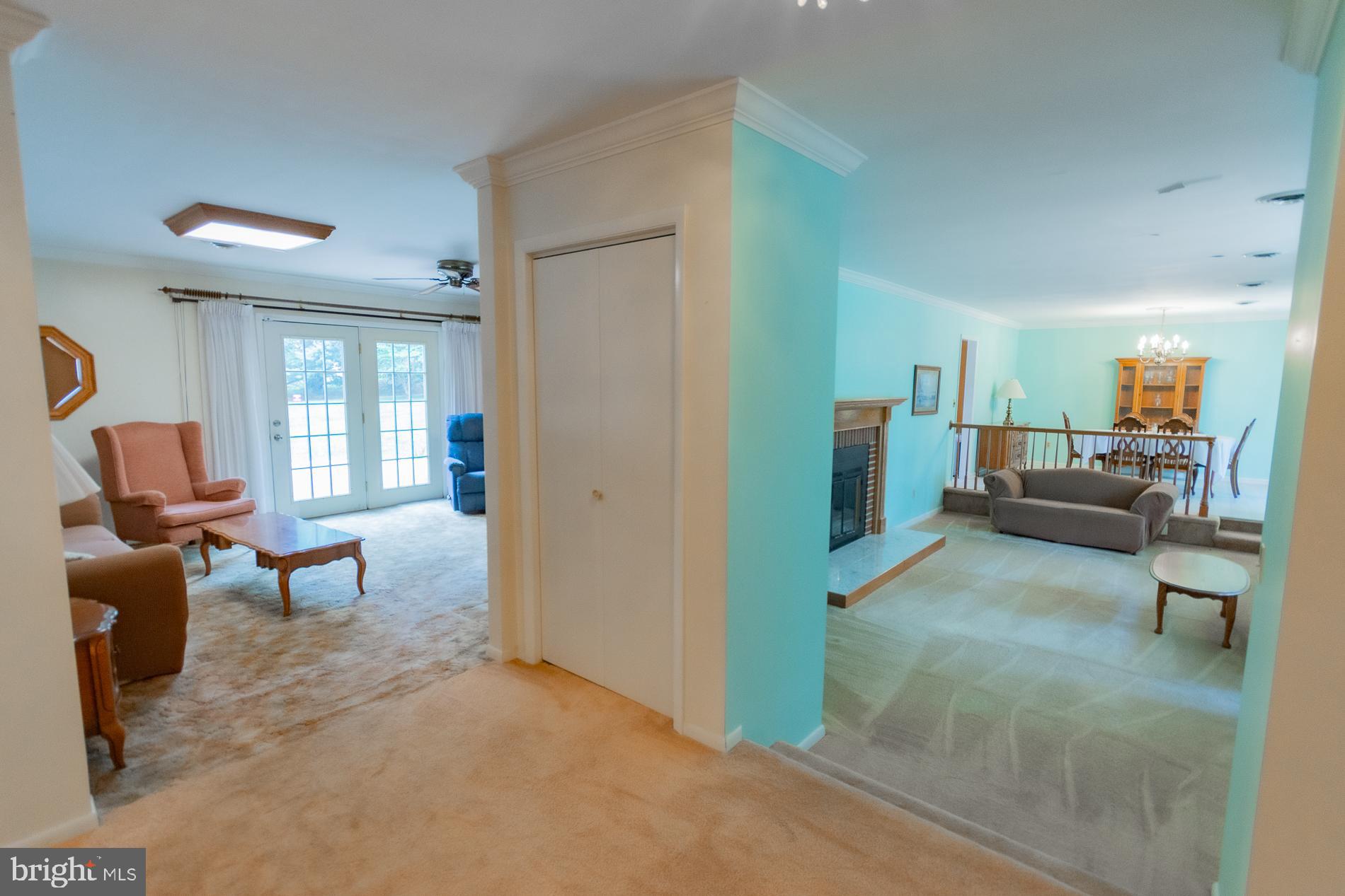 PEMBROKE GROVE - Residential