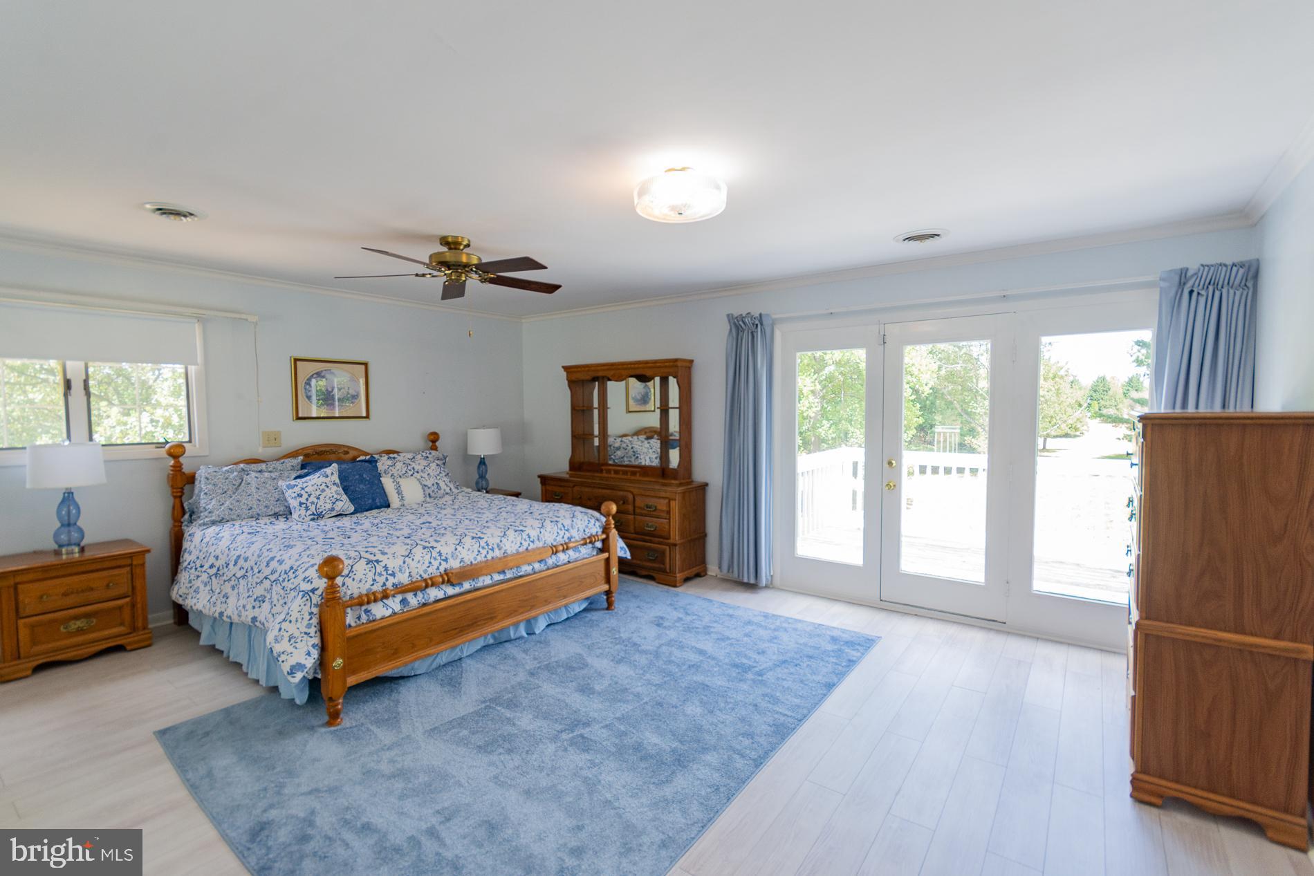 PEMBROKE GROVE - Residential