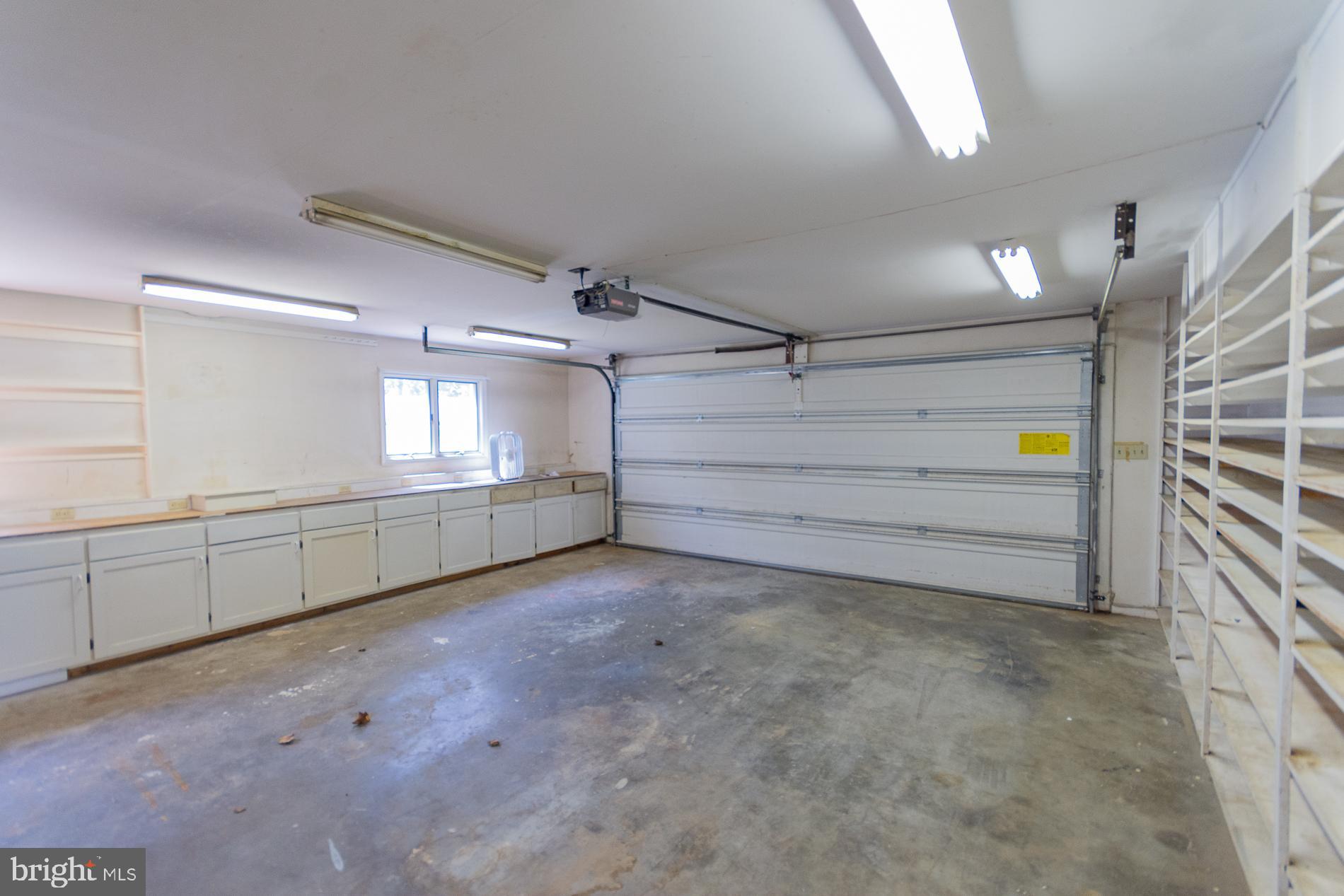 PEMBROKE GROVE - Residential