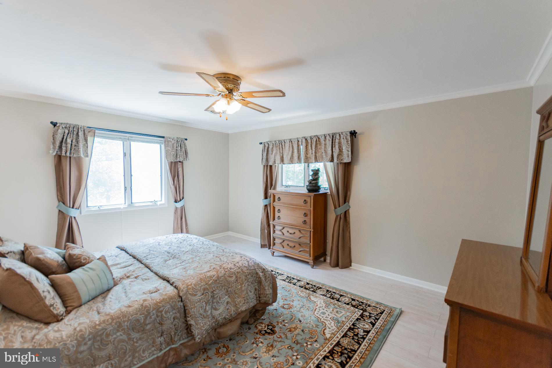 PEMBROKE GROVE - Residential