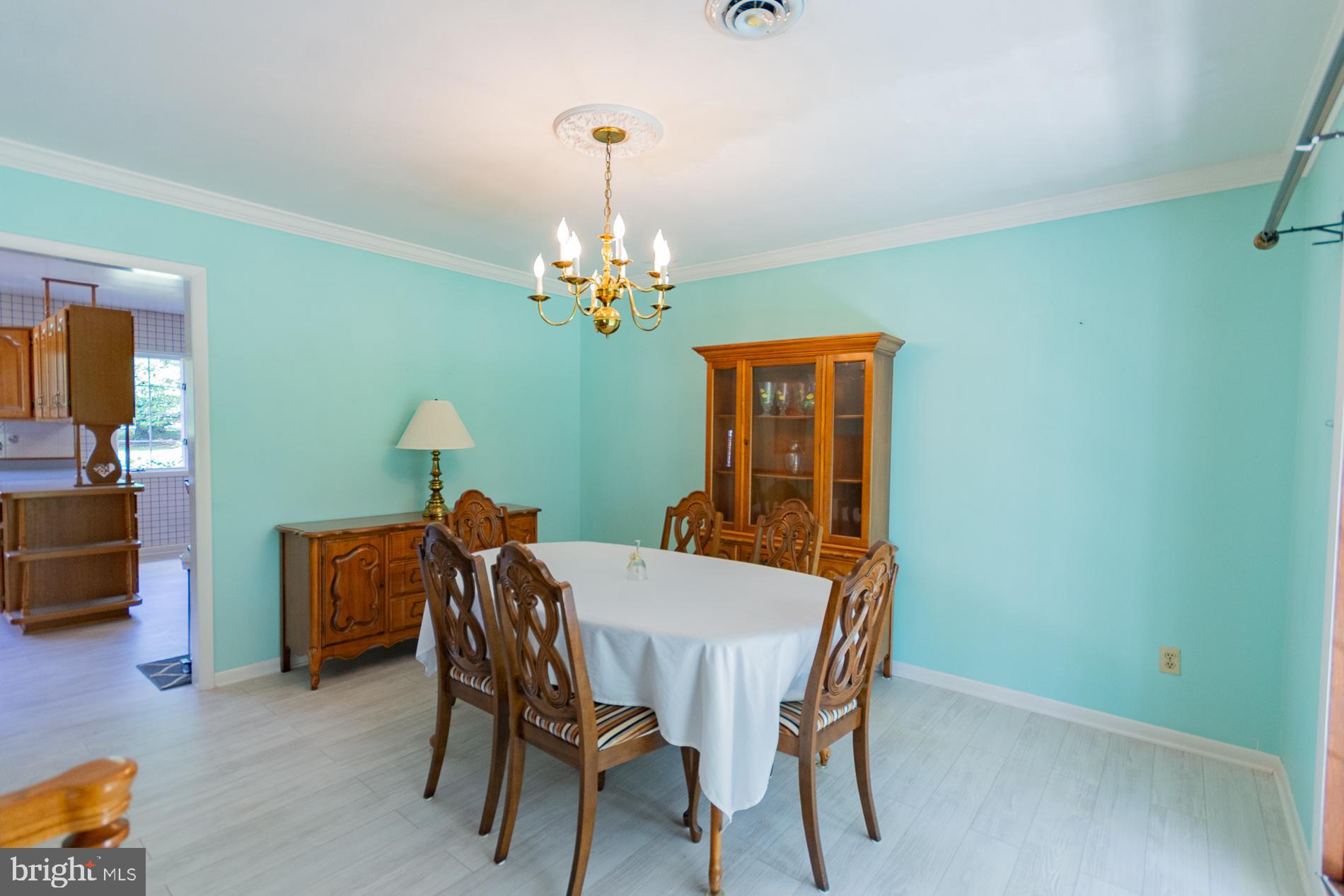 PEMBROKE GROVE - Residential